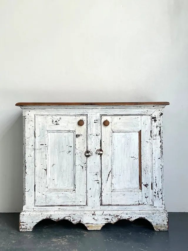 Antique White Distressed Wooden Primitive Sideboard — additional photo 2