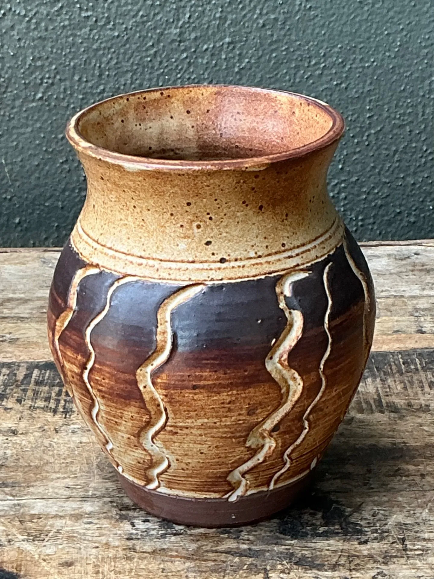Vintage Handcrafted Ceramic Vase with Wave Motif — additional photo 3