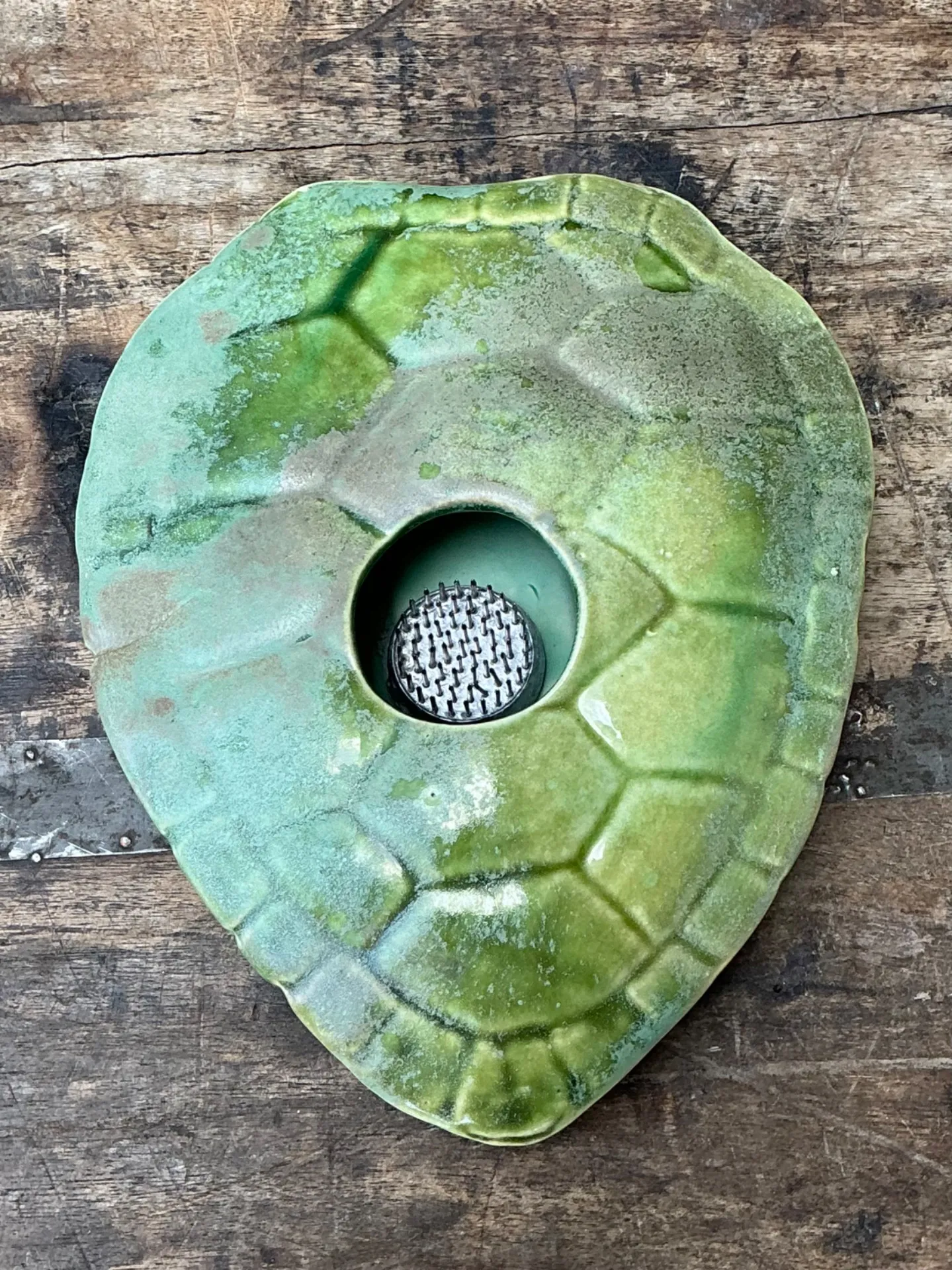 Vintage Green Ceramic Turtle Flower Frog — additional photo 7