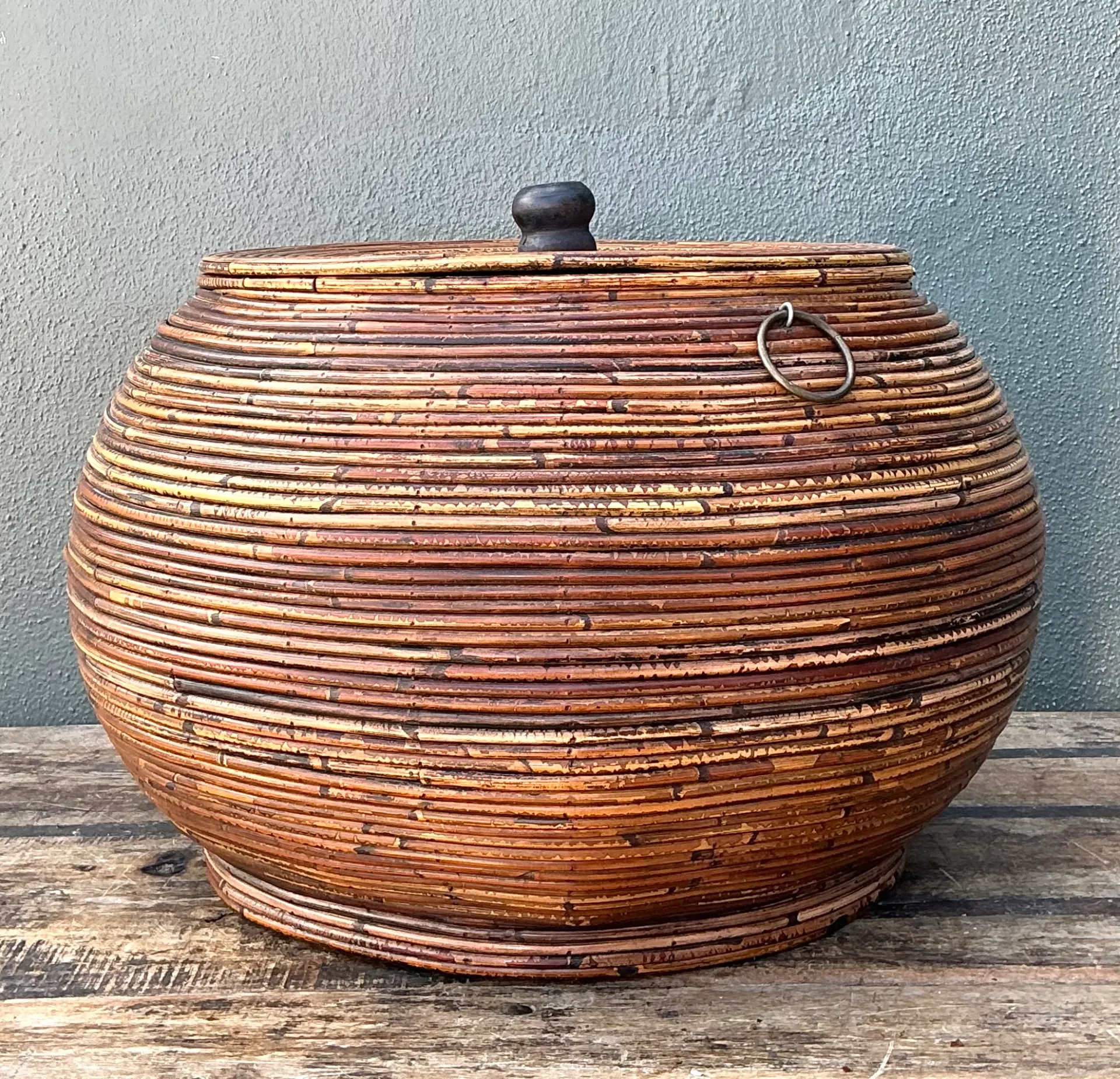Vintage Pencil Reed Lidded Basket — additional photo 3