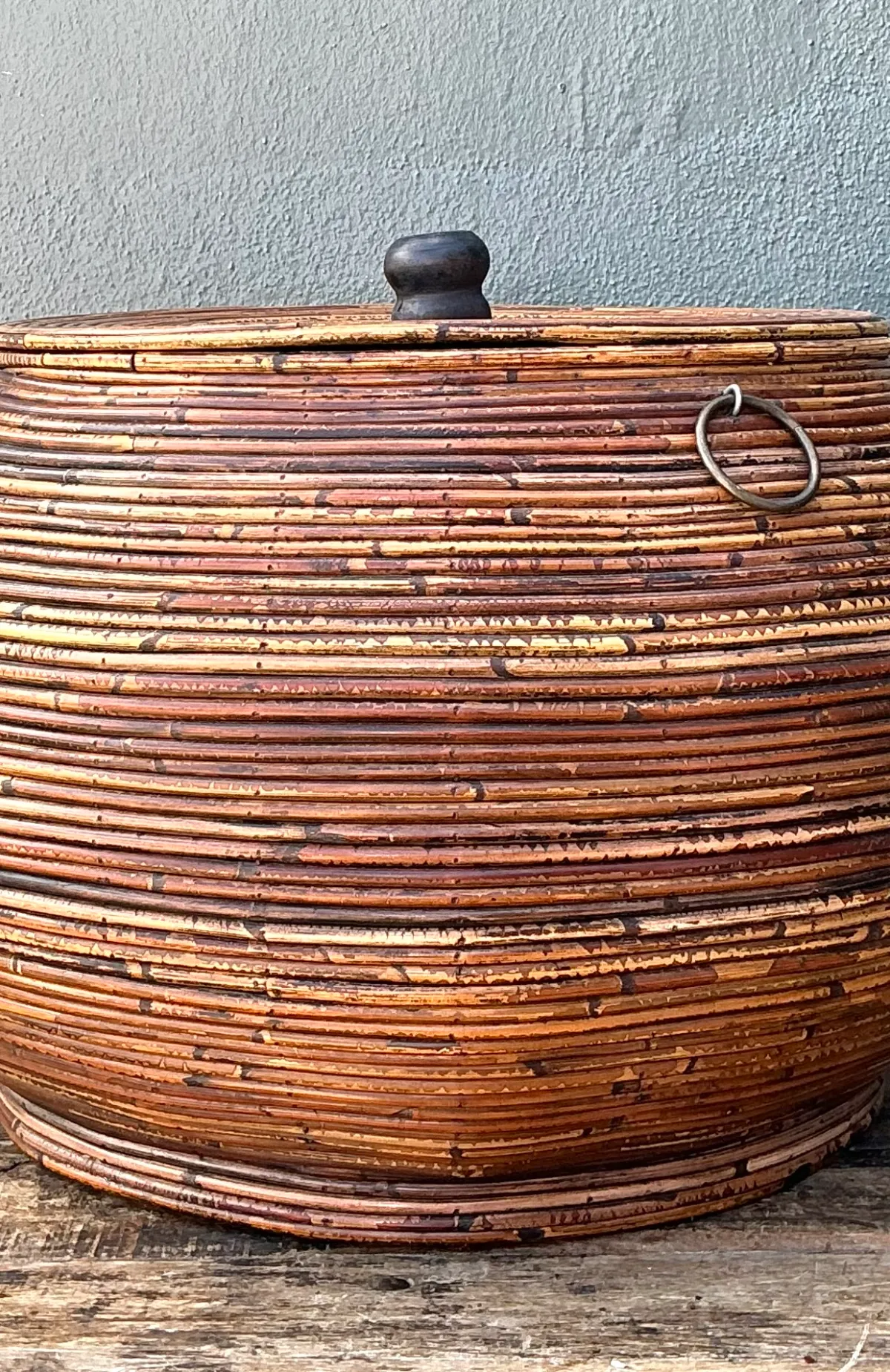 Vintage Pencil Reed Lidded Basket — additional photo 3