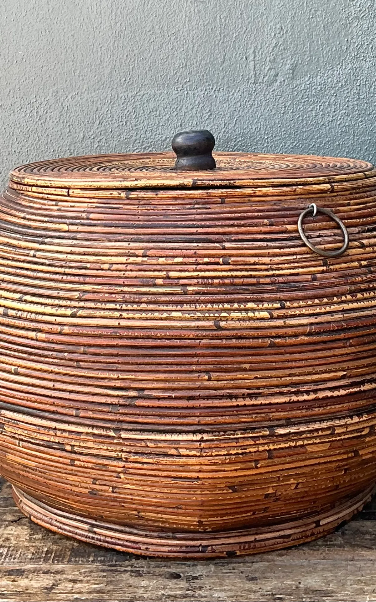 Vintage Pencil Reed Lidded Basket — additional photo 6