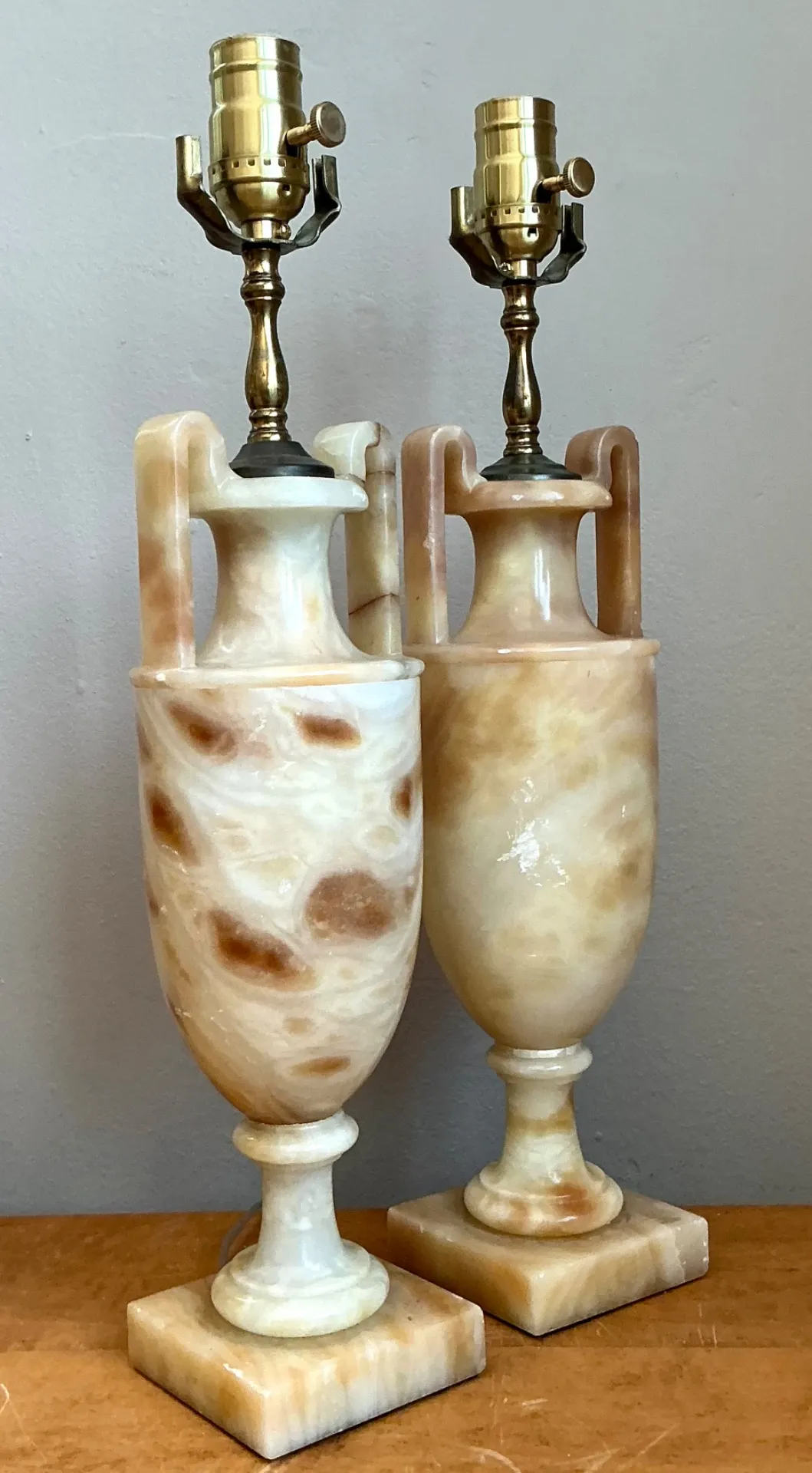 Vintage Onyx Urn Table Lamps - A Pair — additional photo 6