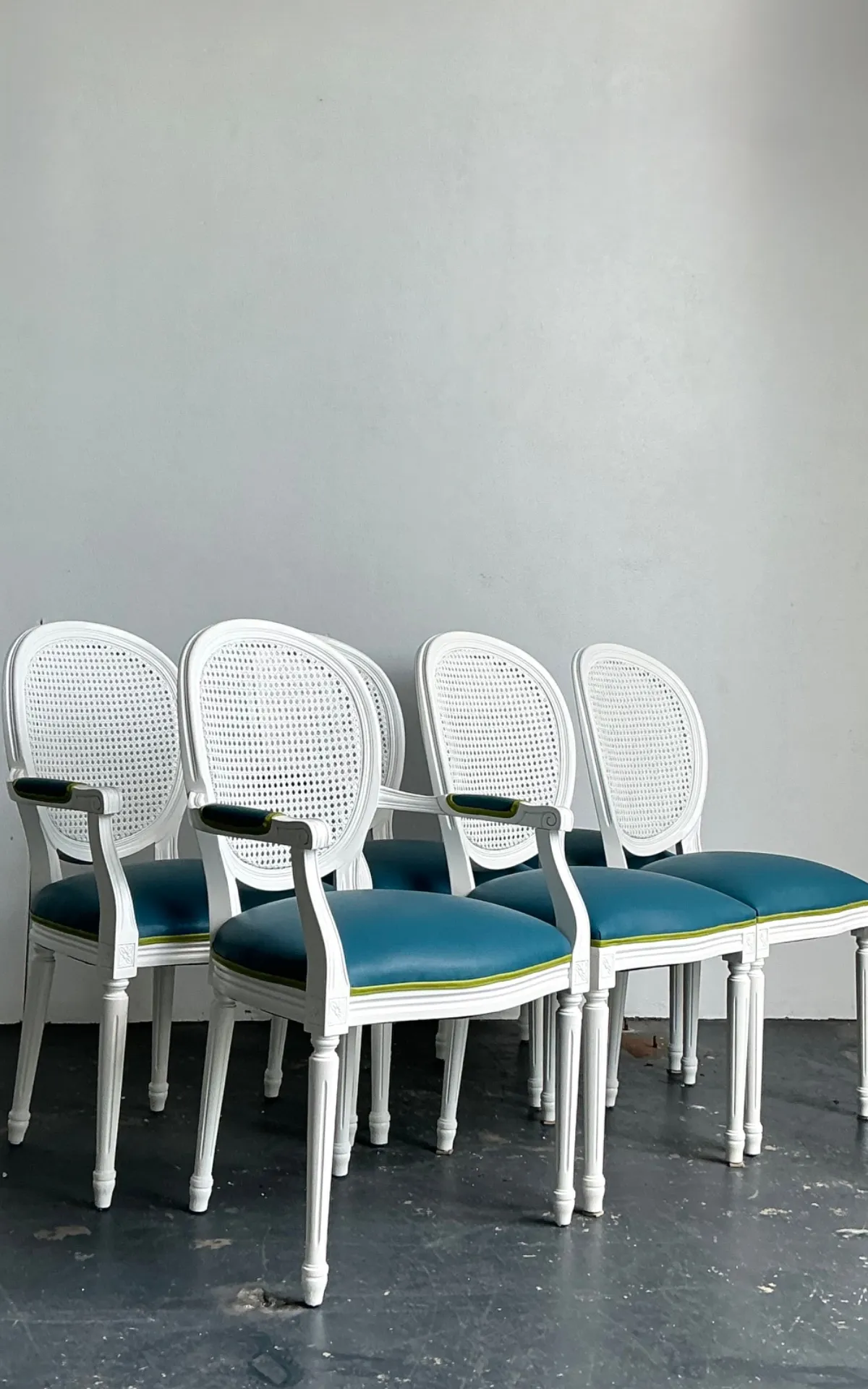 Vintage Medallion Back Cane Dining Chairs - Set Of Six — additional photo 7