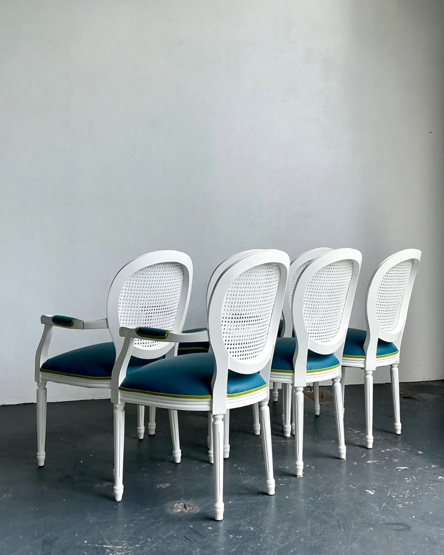 Vintage Medallion Back Cane Dining Chairs - Set Of Six — additional photo 3
