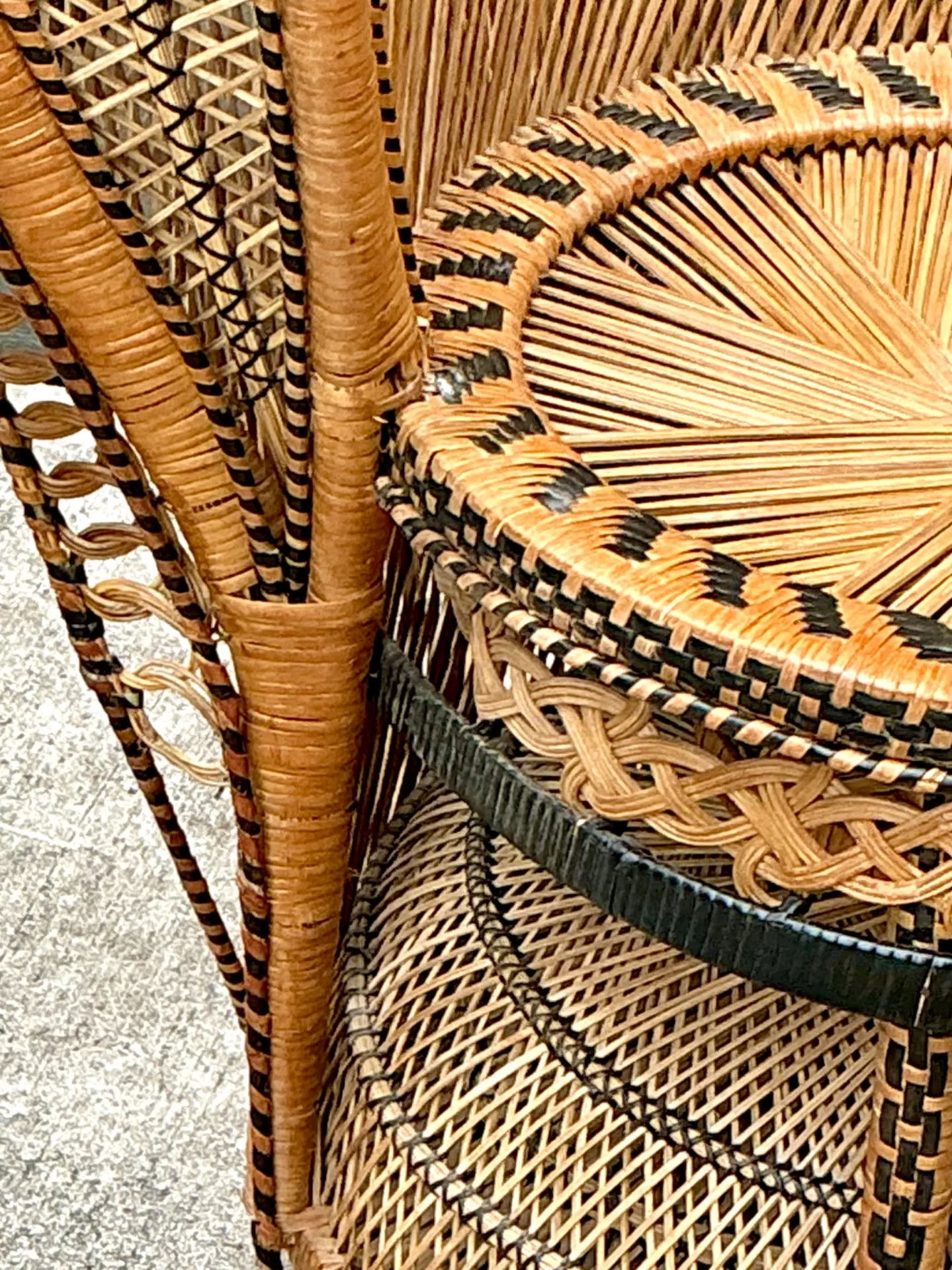 Vintage King Cobra Woven Rattan Peacock Chair — additional photo 7