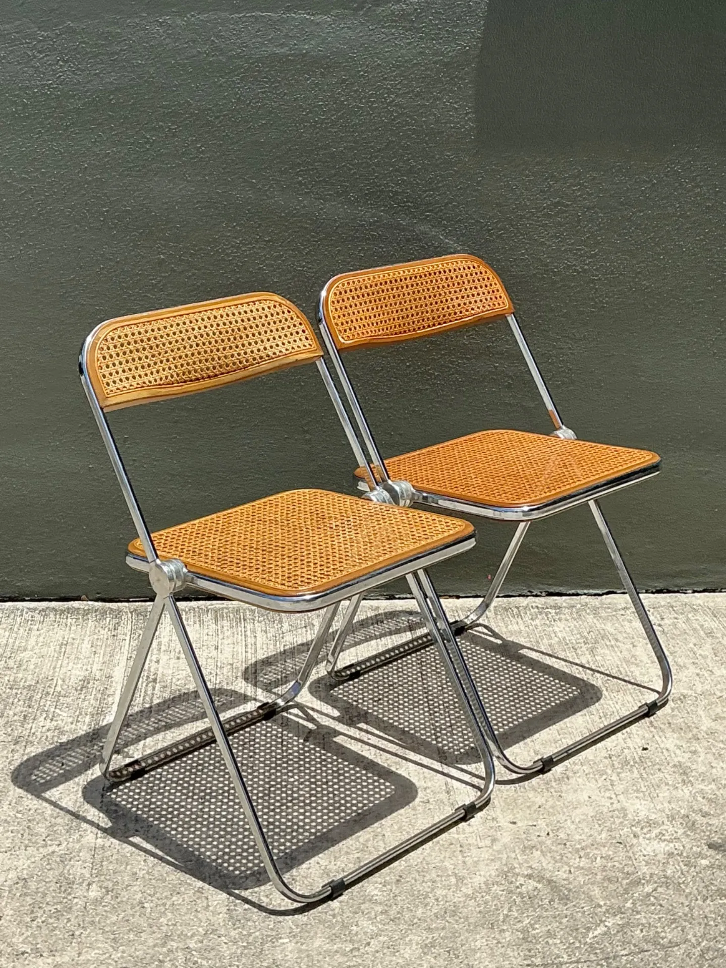 Vintage Italian Chrome And Cane Folding Chairs - A Pair — additional photo 4