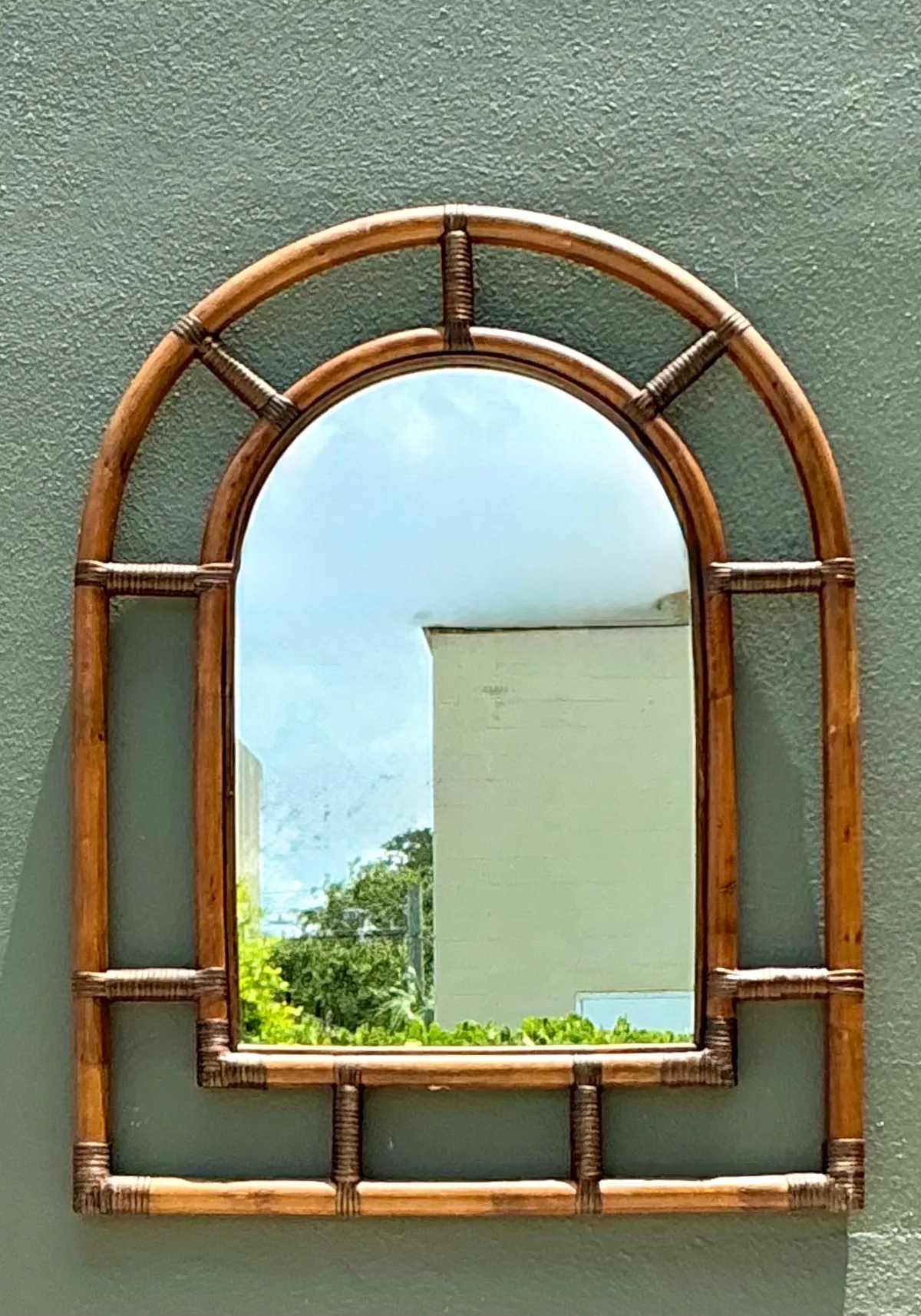 Vintage Rattan Arched Wall Mirror — additional photo 4