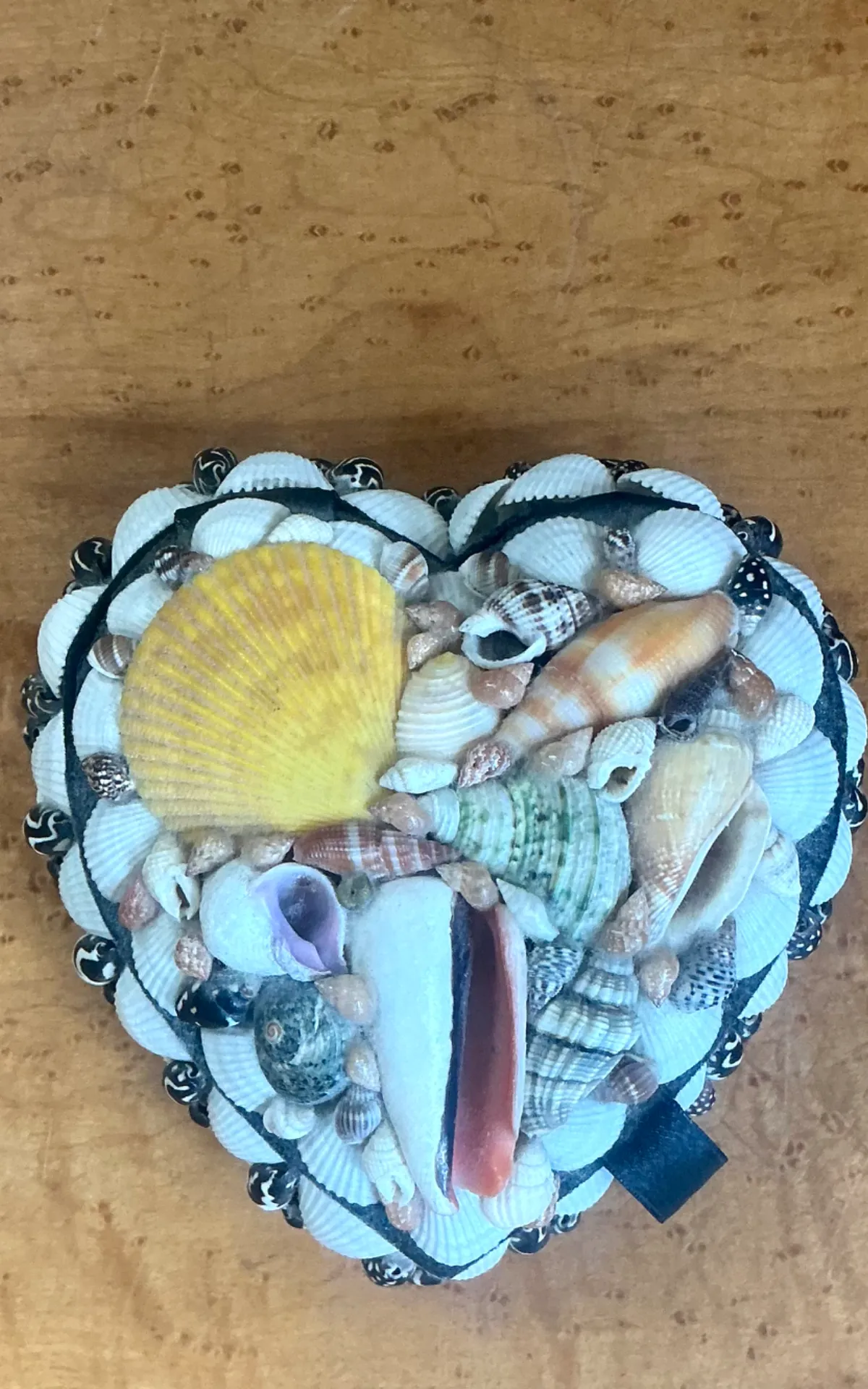 Vintage Decorative Shell Covered Box — additional photo 5