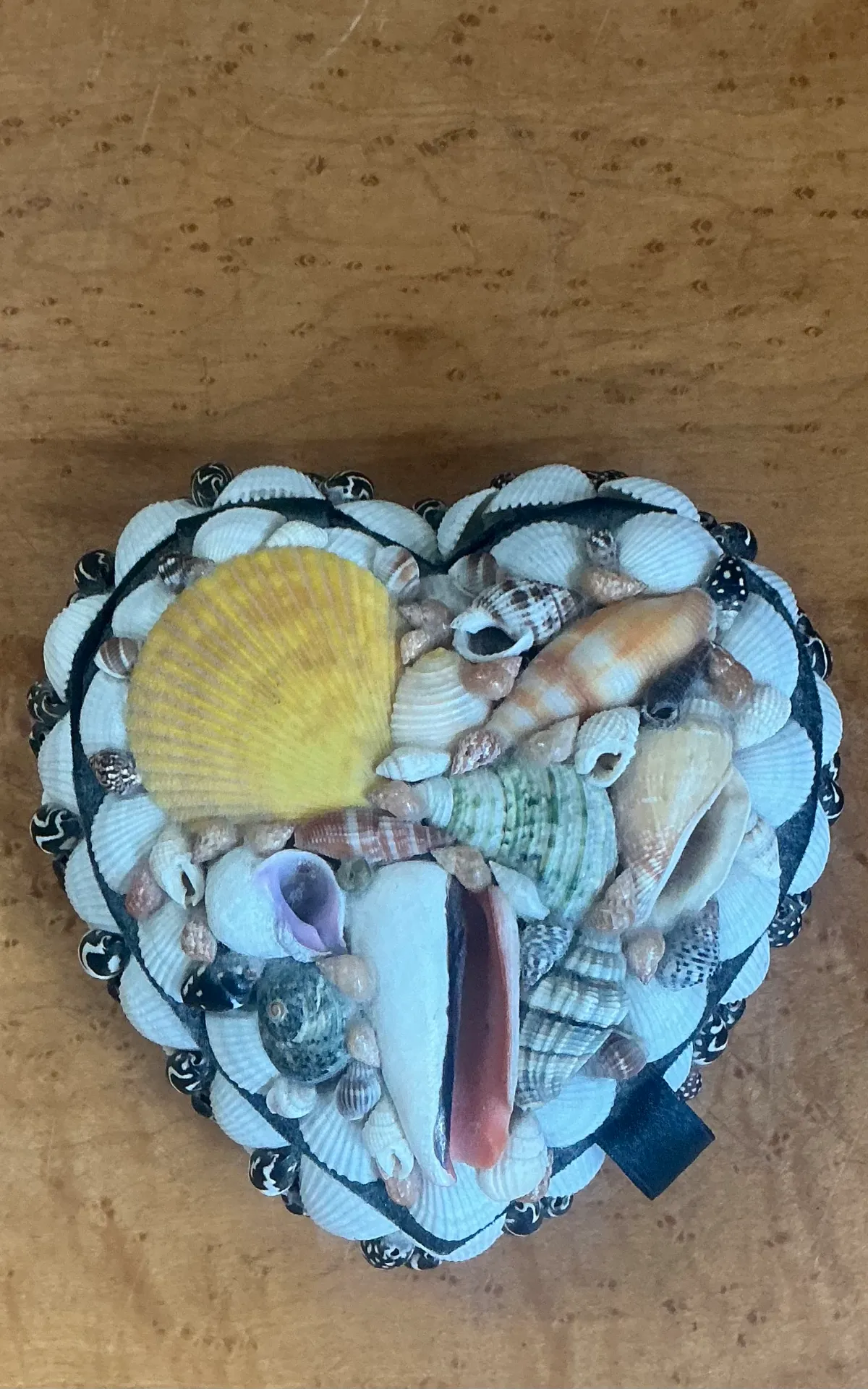 Vintage Decorative Shell Covered Box — additional photo 3