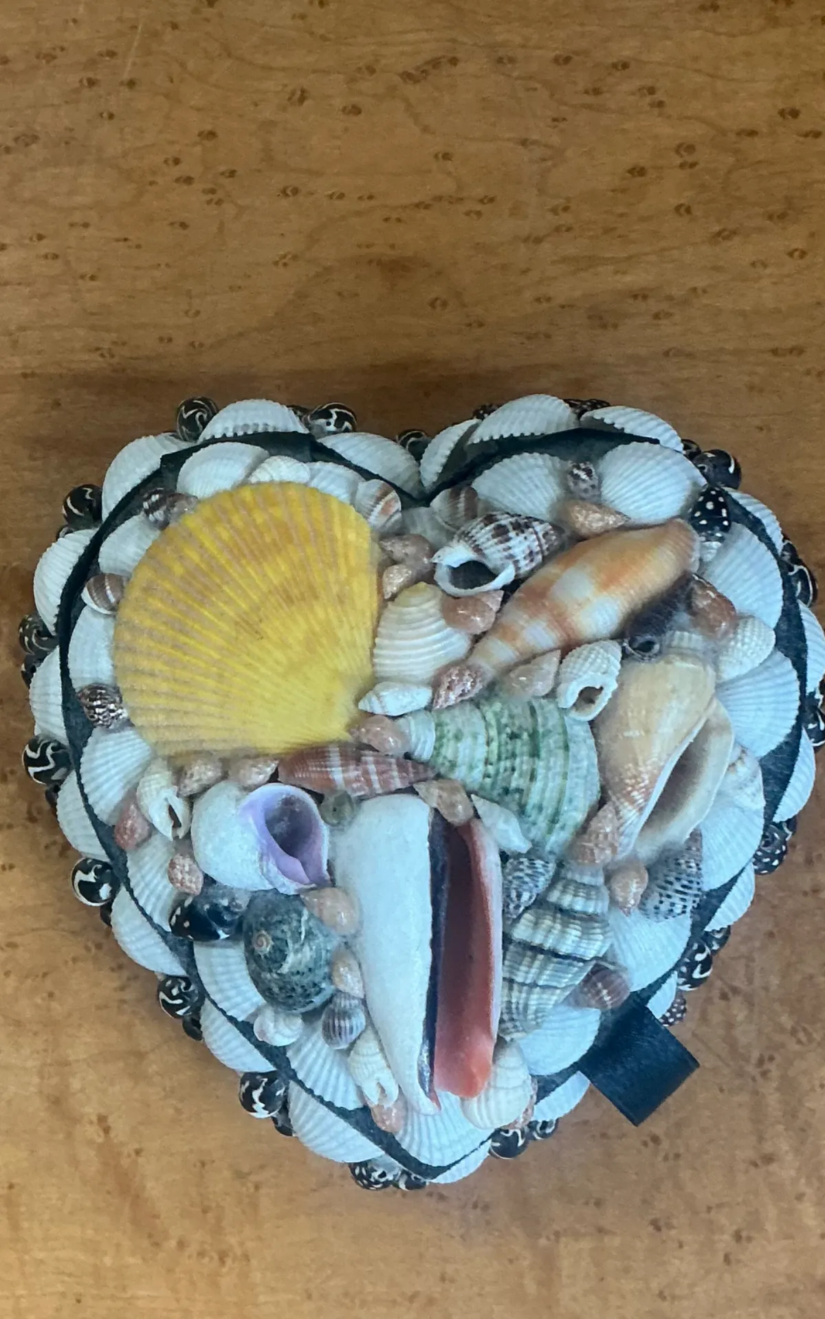 Vintage Decorative Shell Covered Box — additional photo 8
