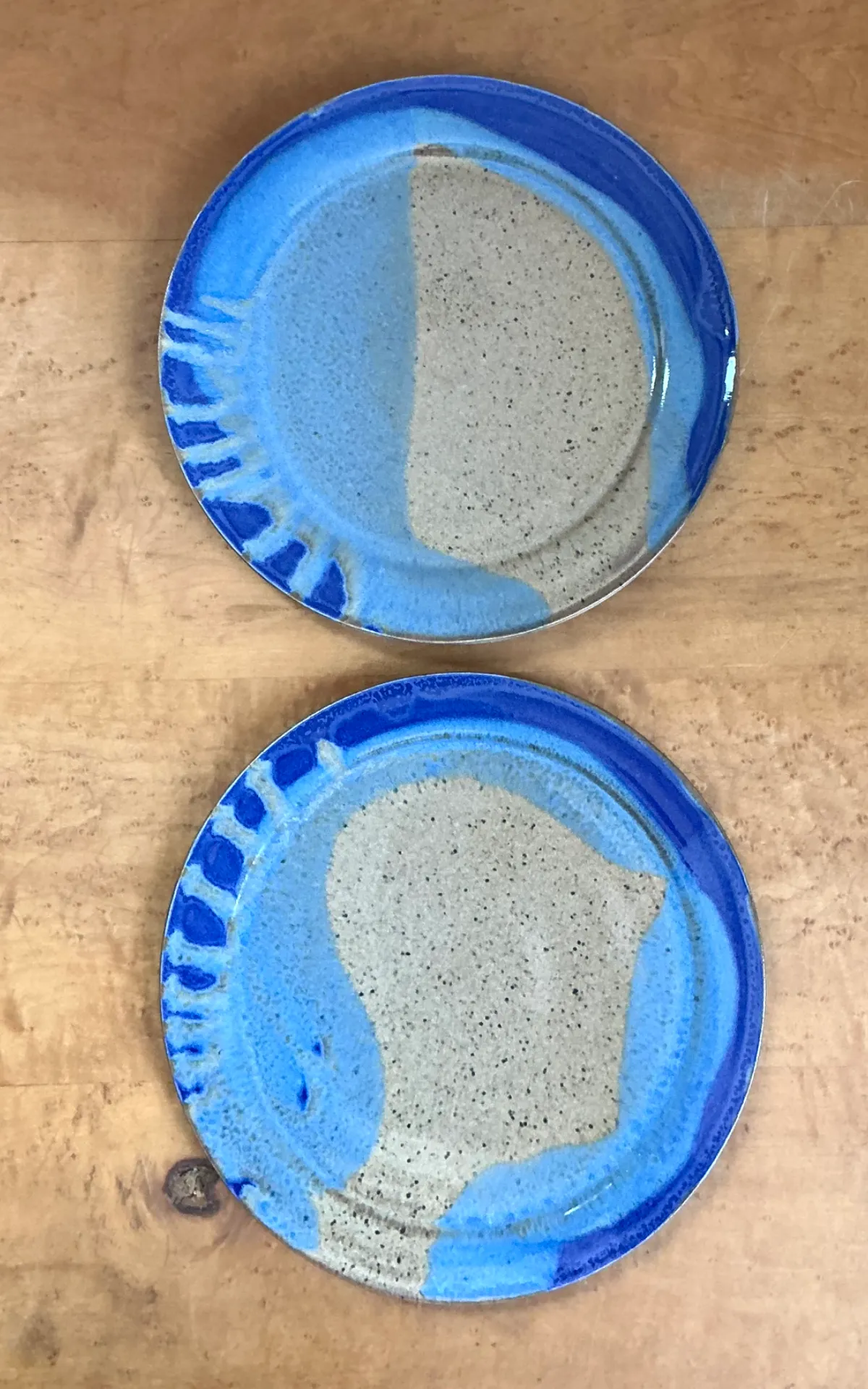 Vintage Blue Abstract Pottery Plates - A Pair — additional photo 4