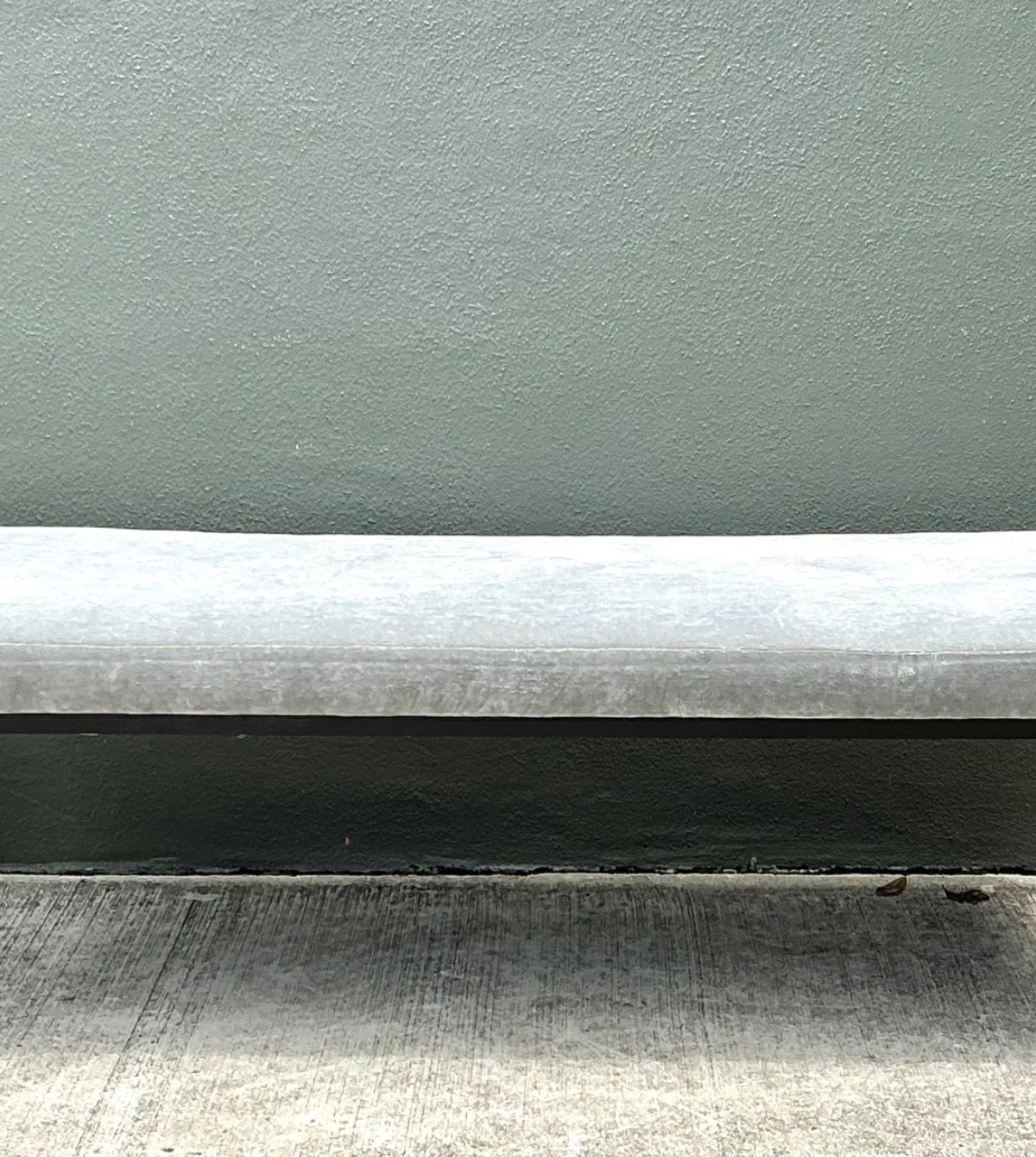 Vintage Bernhardt Upholstered Metal Frame Bench — additional photo 4