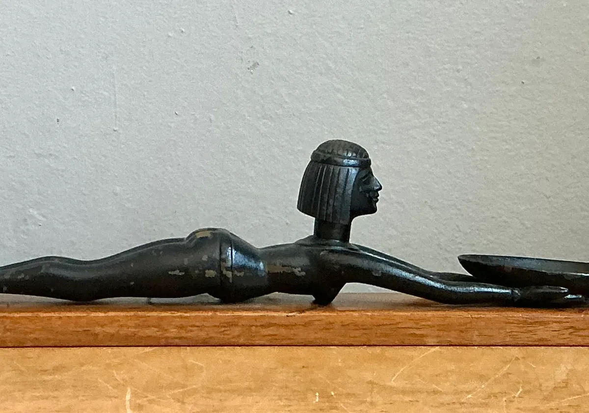 Vintage Metal Egyptian Figure on Wood Base — additional photo 8