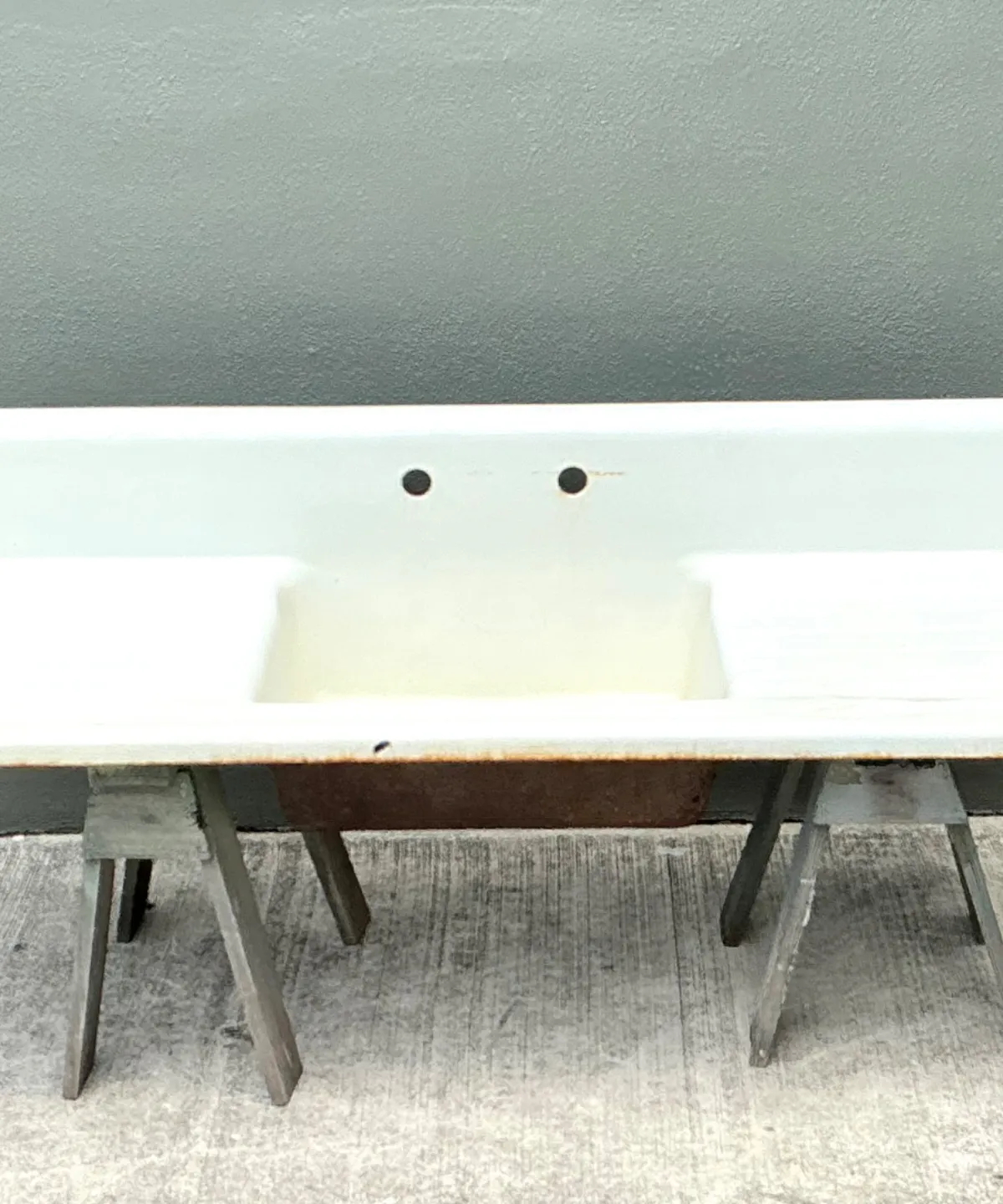 Vintage Porcelain Farmhouse Sink — additional photo 7