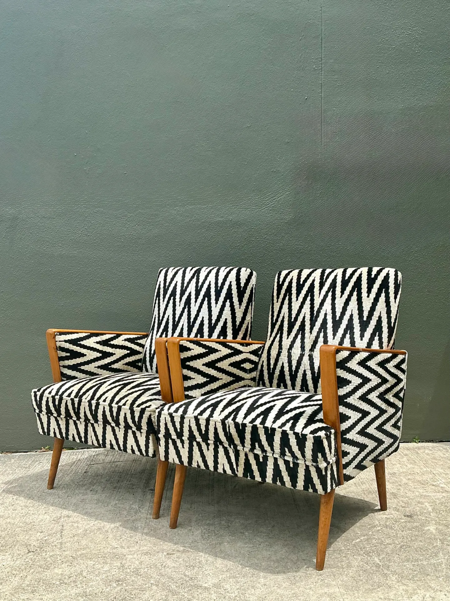 Vintage MCM Chevron Lounge Chairs - A Pair — additional photo 6