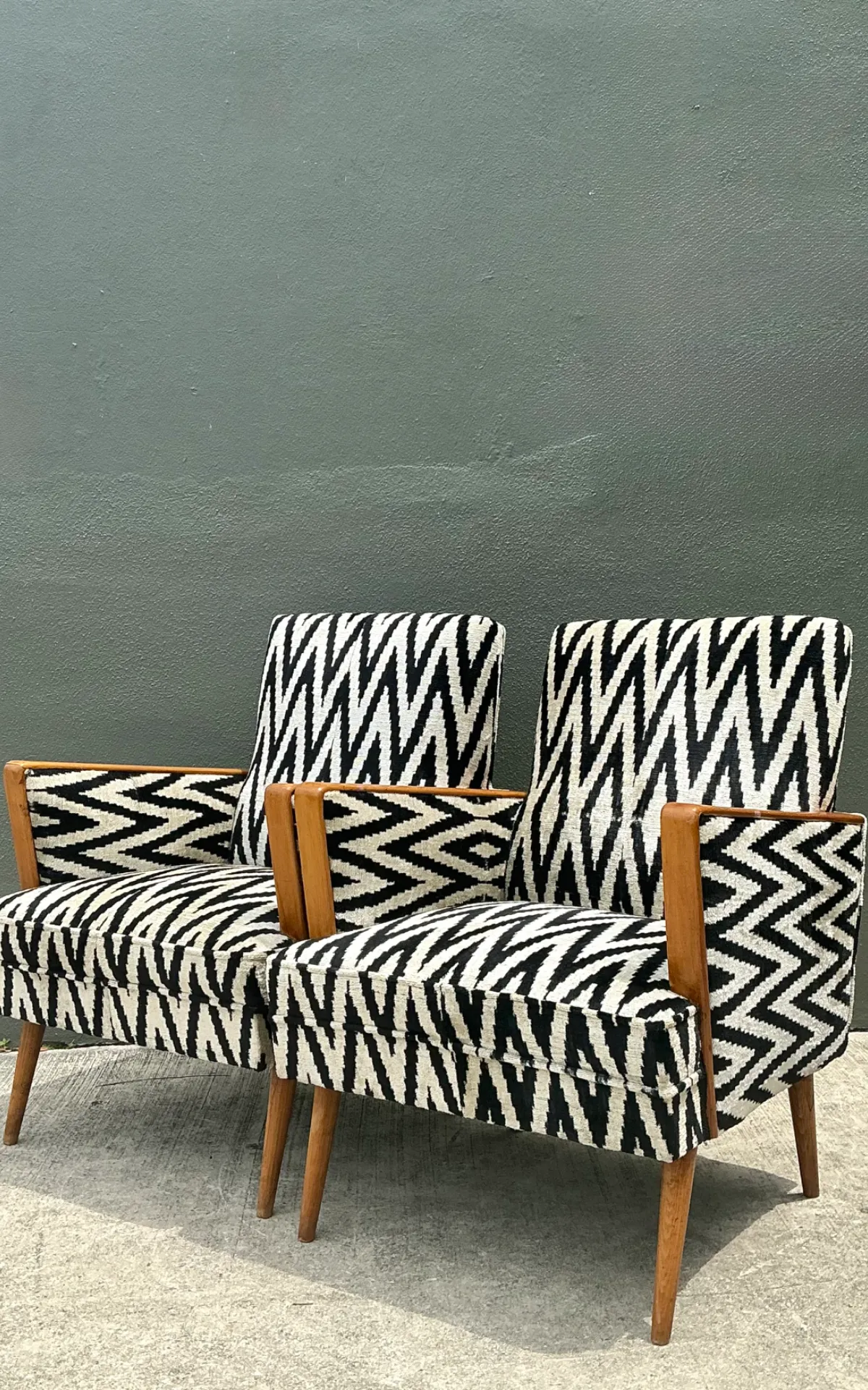 Vintage MCM Chevron Lounge Chairs - A Pair — additional photo 4