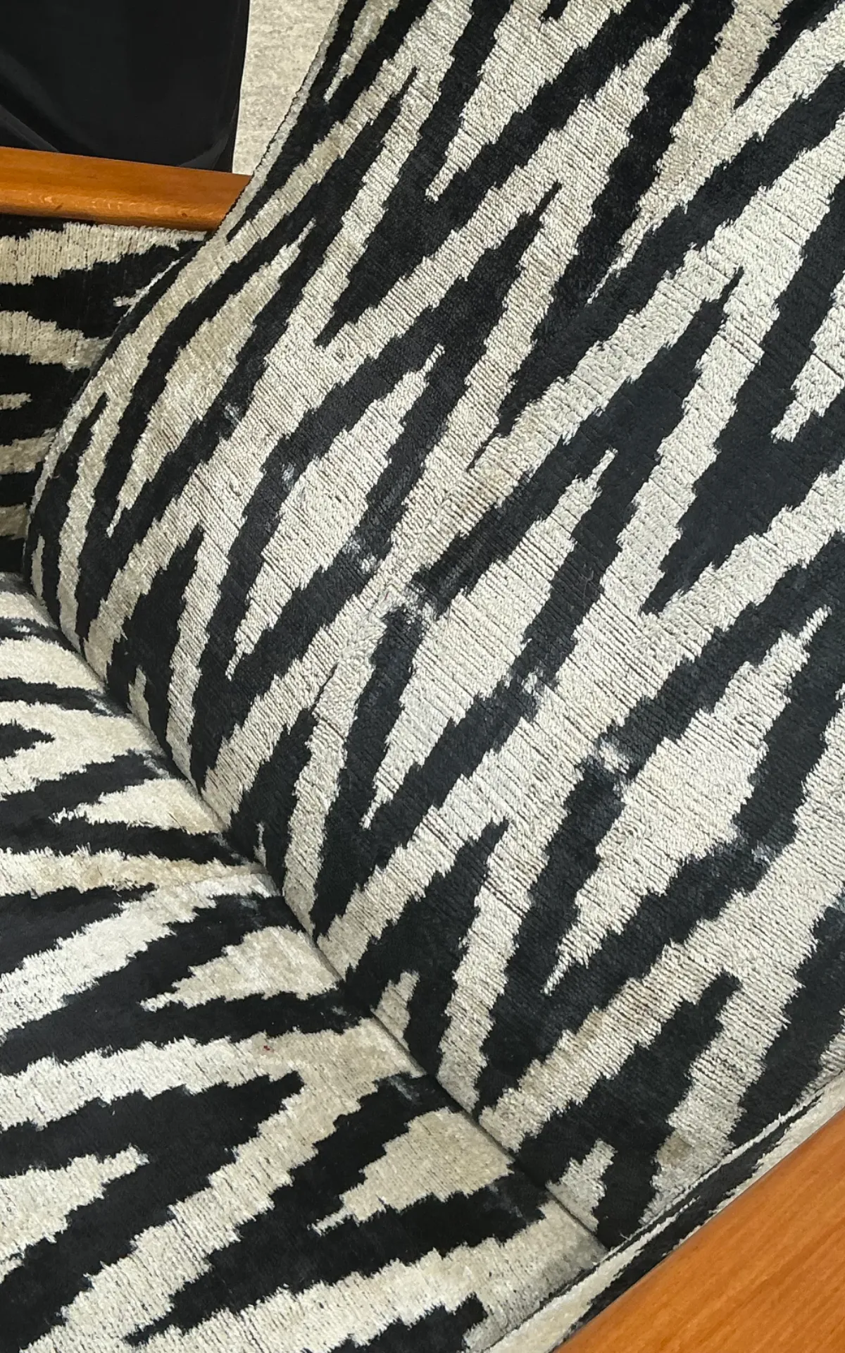 Vintage MCM Chevron Lounge Chairs - A Pair — additional photo 5