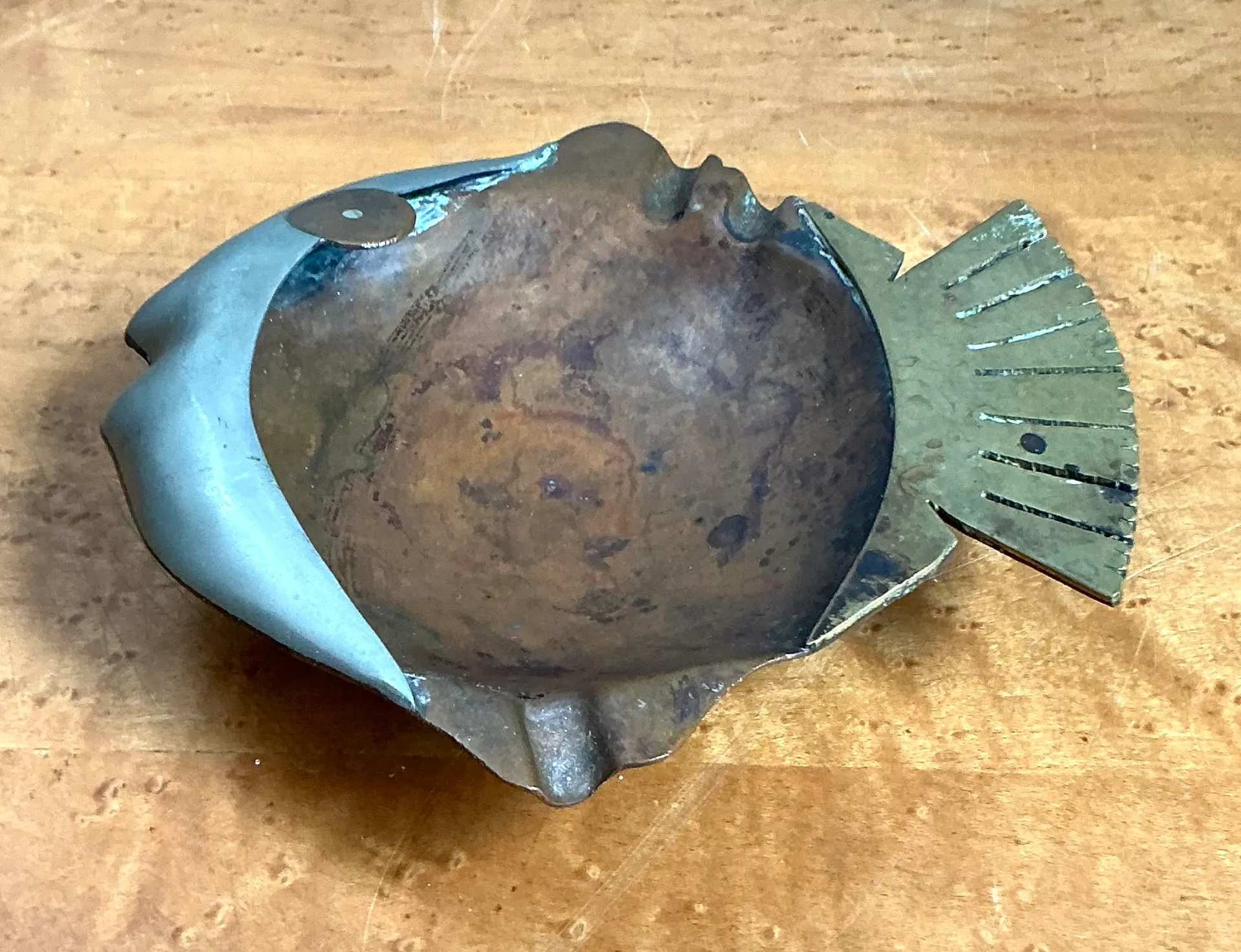 Vintage Mixed Metal Fish Ashtray — additional photo 4