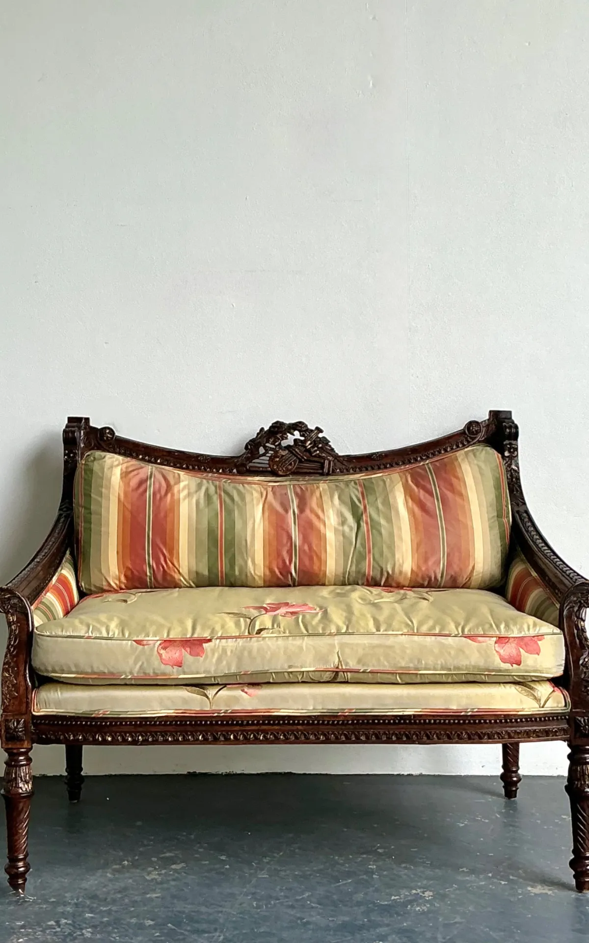 Vintage Louis XVI Carved Canape Settee — additional photo 3