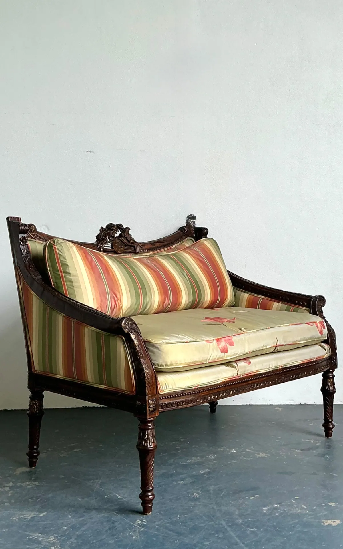 Vintage Louis XVI Carved Canape Settee — additional photo 5