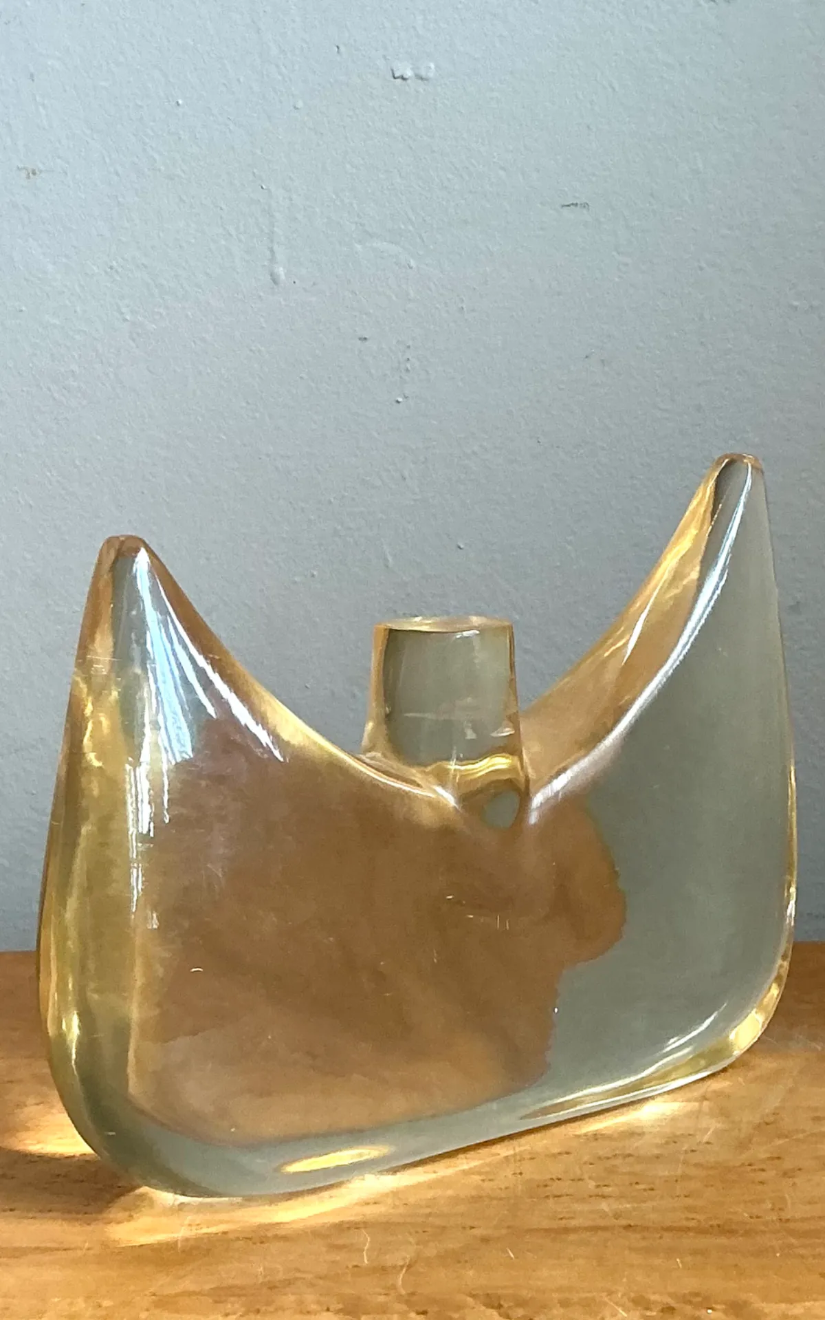 Vintage Lucite Abstract Sculpture — additional photo 7