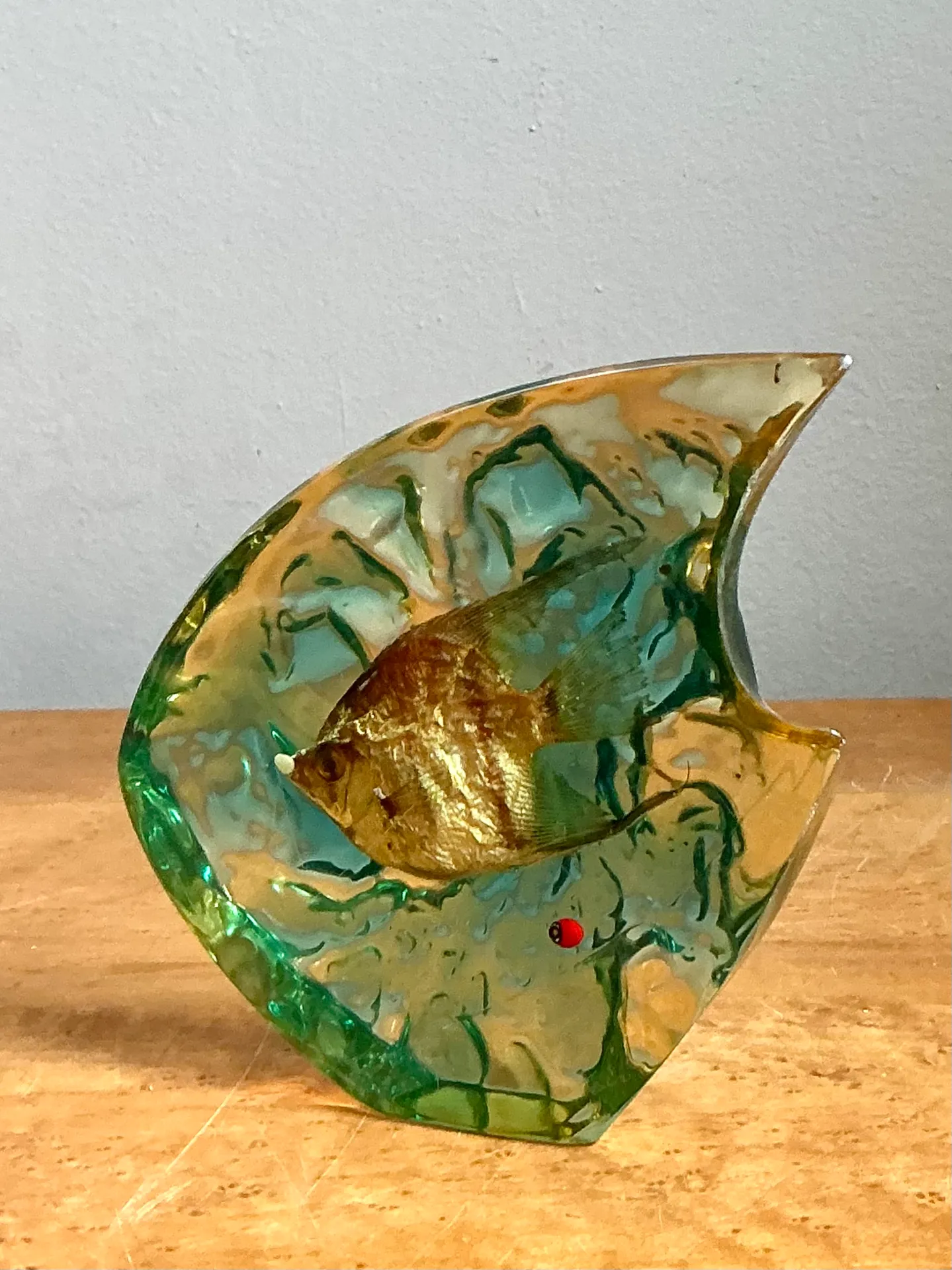 Vintage Italian Lucite Fish Sculpture — additional photo 4