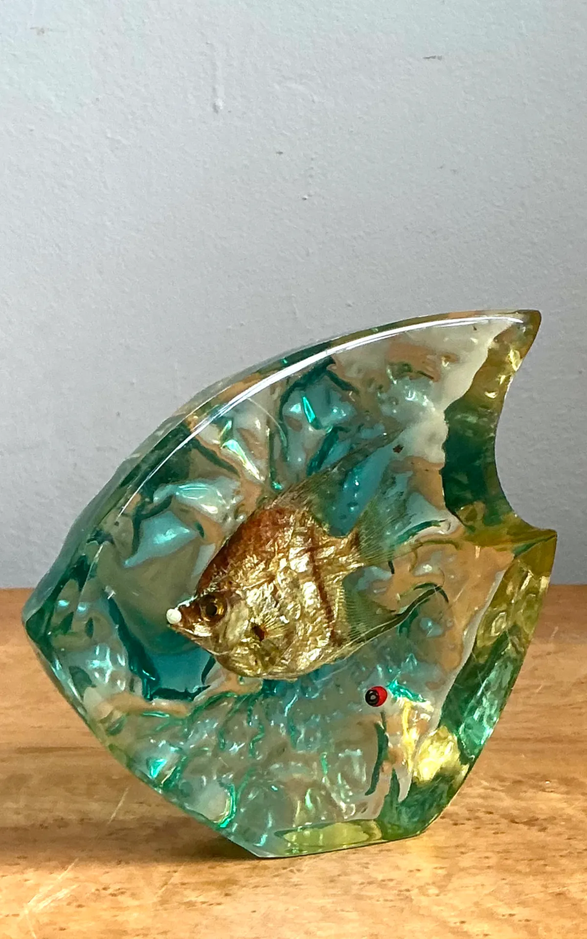 Vintage Italian Lucite Fish Sculpture — additional photo 5