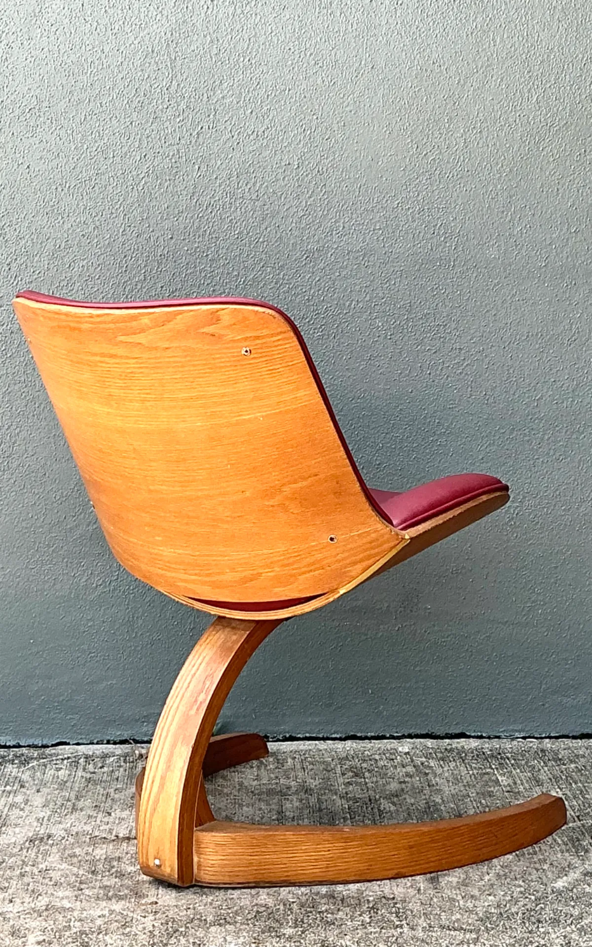 Vintage Wood and Vinyl Cantilever Chair After George Mulhauser — additional photo 3