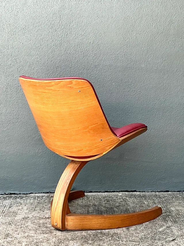 Vintage Wood and Vinyl Cantilever Chair After George Mulhauser — additional photo 3
