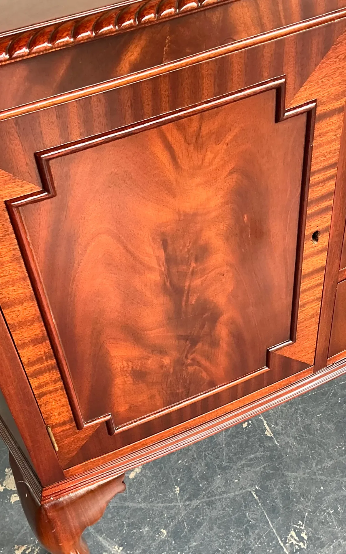 Vintage Flame Mahogany Chippendale Sideboard — additional photo 3