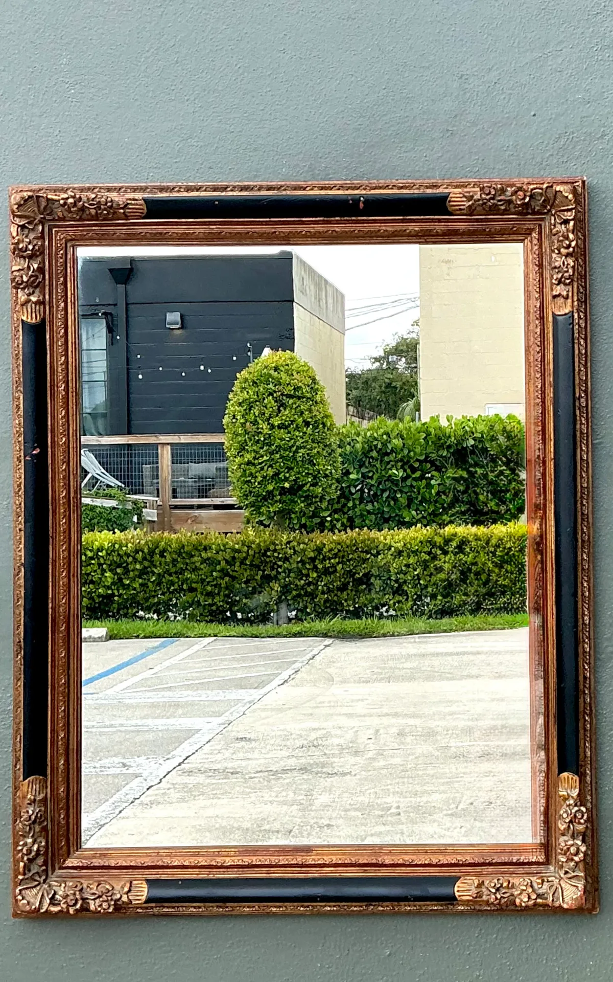 Vintage Ornate Gold and Black Frame Mirror — additional photo 7