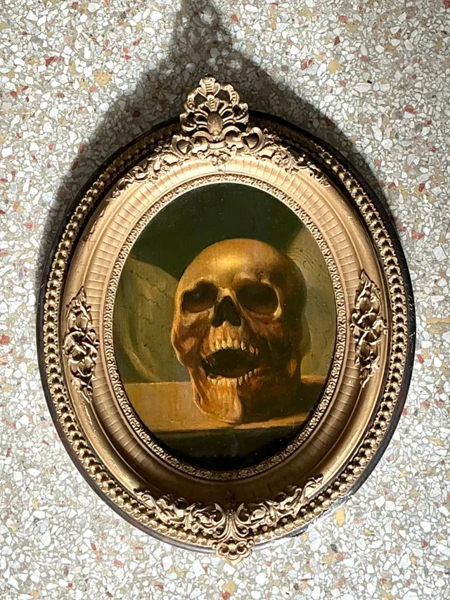 Vintage Skull Oil Painting in Ornate Frame — additional photo 5