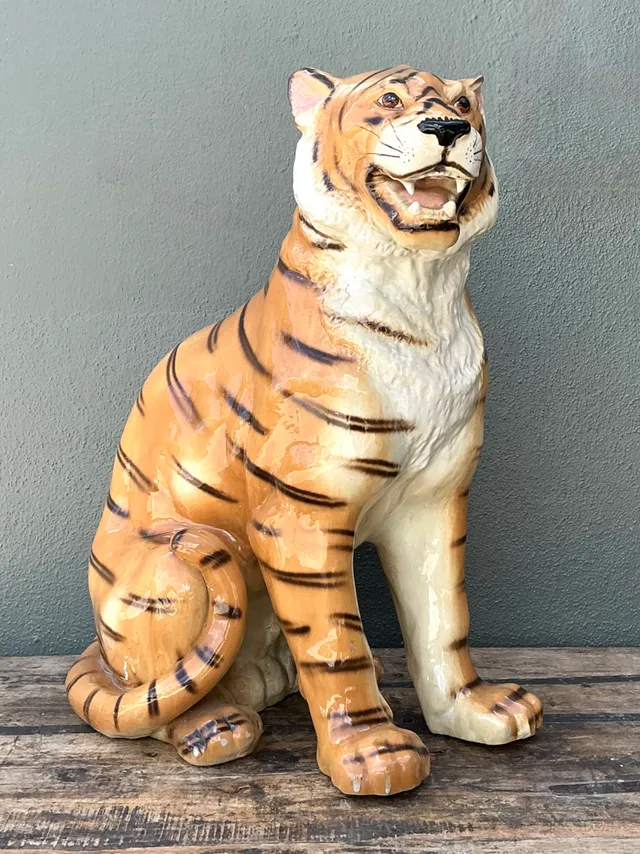 Vintage Italian Ceramic Tiger Statue — additional photo 5