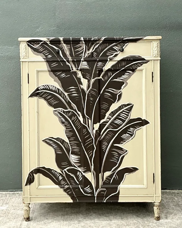 Vintage Banana Leaf Hand Painted Cabinet — additional photo 5