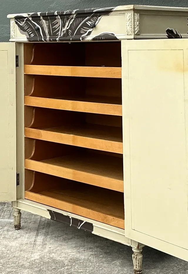 Vintage Banana Leaf Hand Painted Cabinet — additional photo 6