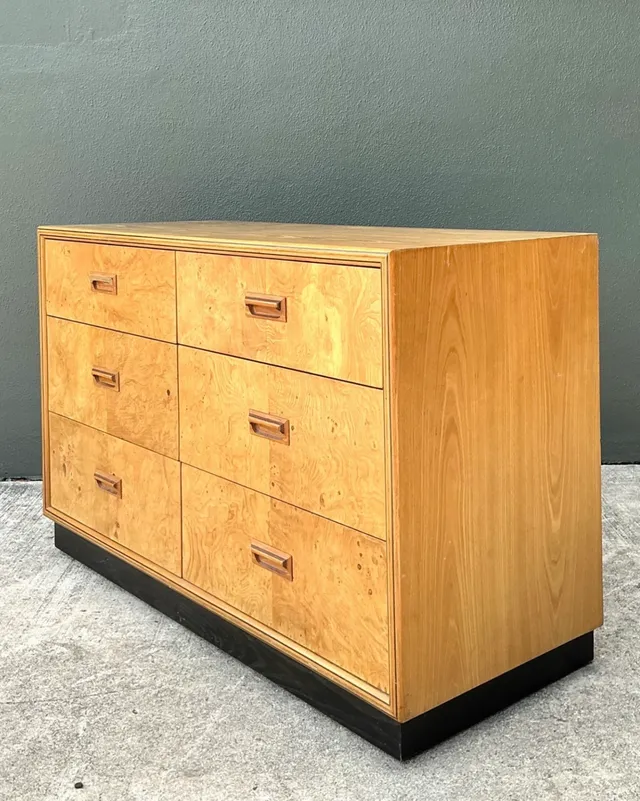 Vintage Henredon “Scene Two” Burl Wood Six-Drawer Dresser — additional photo 7