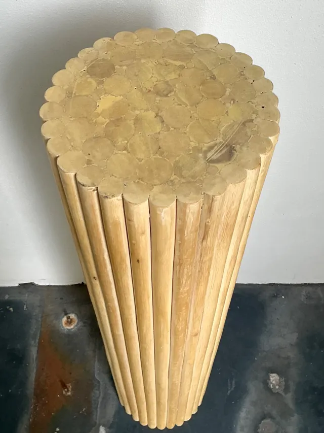 Vintage Ribbed Wood And Rattan Large Pedestal — additional photo 5