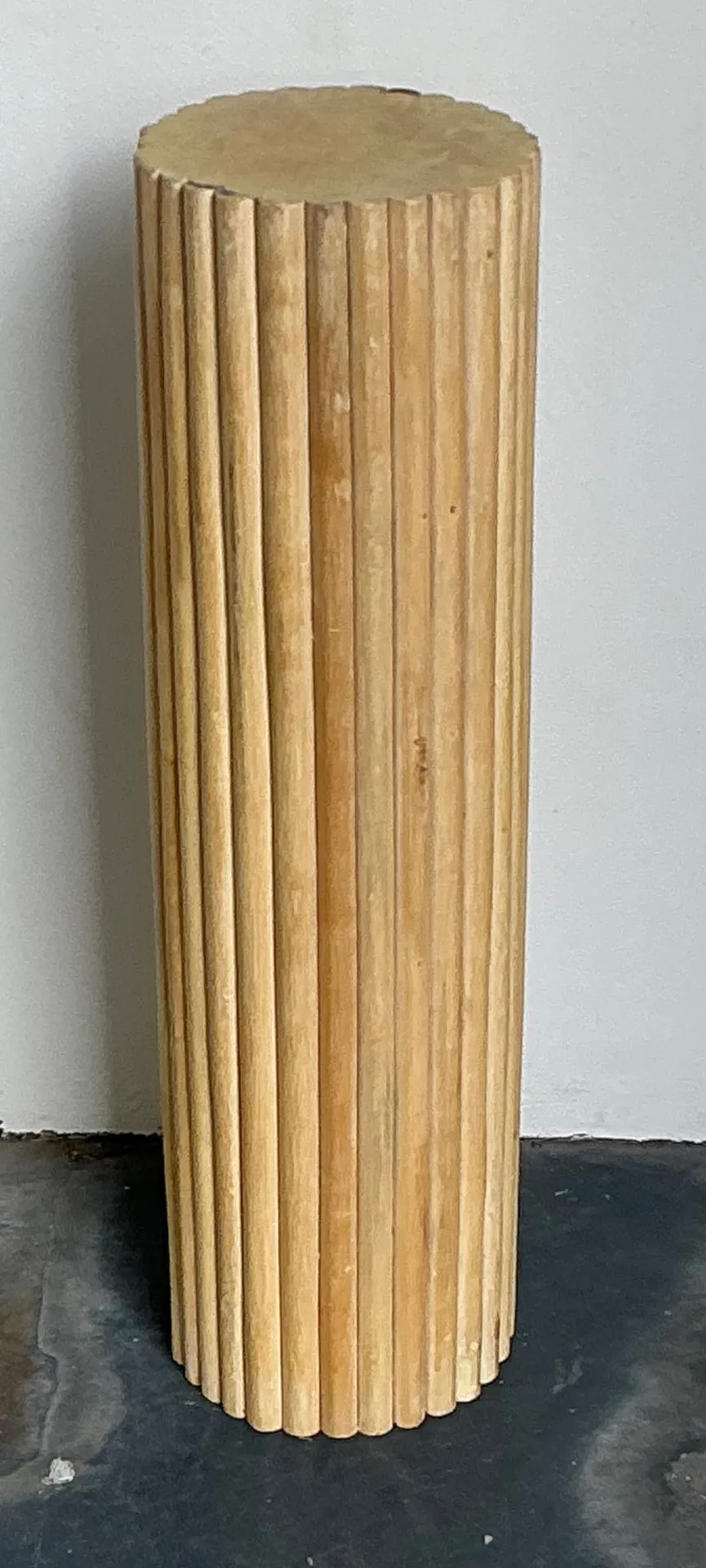 Vintage Ribbed Wood And Rattan Medium Pedestal — additional photo 6