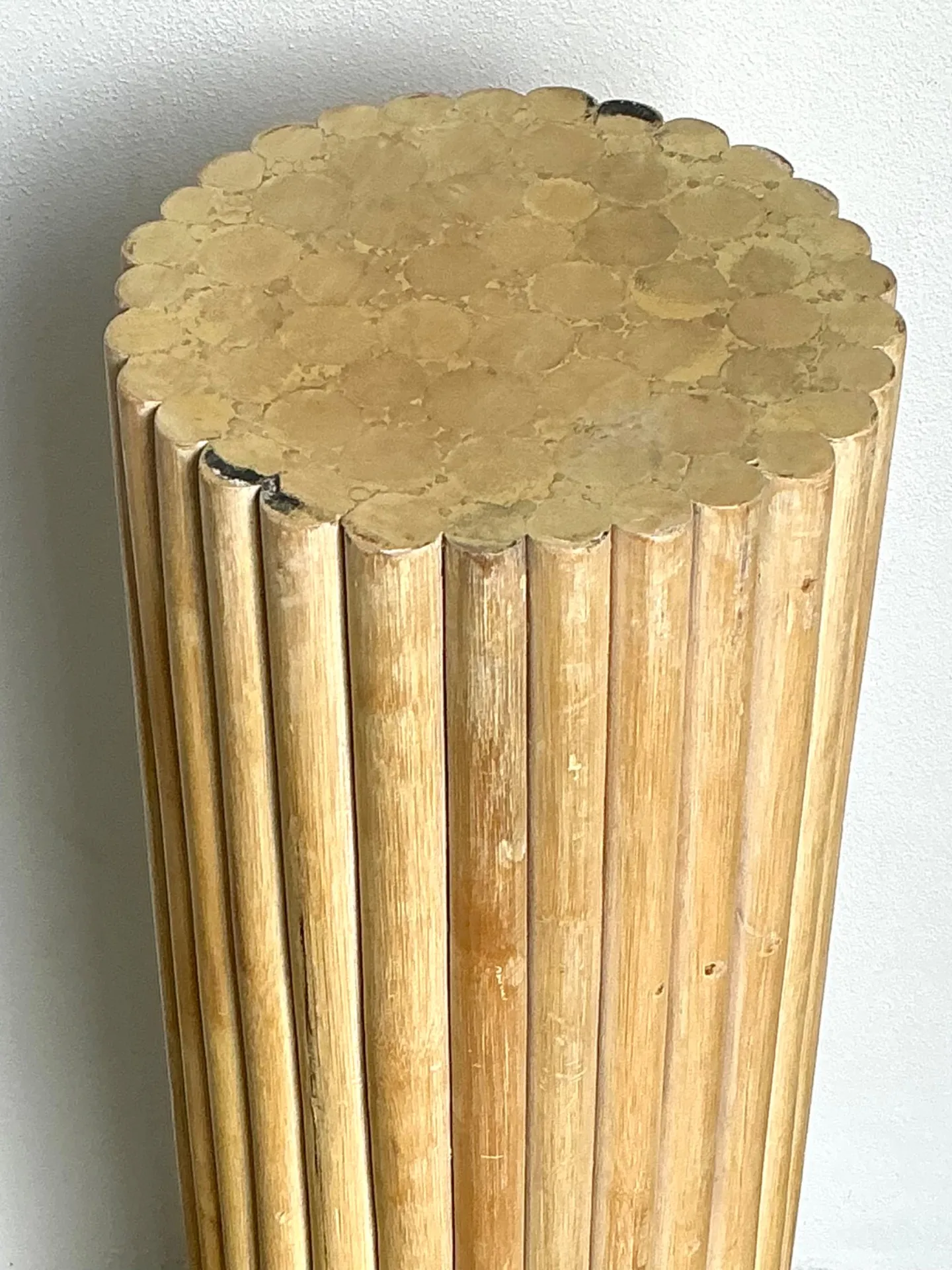Vintage Ribbed Wood And Rattan Medium Pedestal — additional photo 2