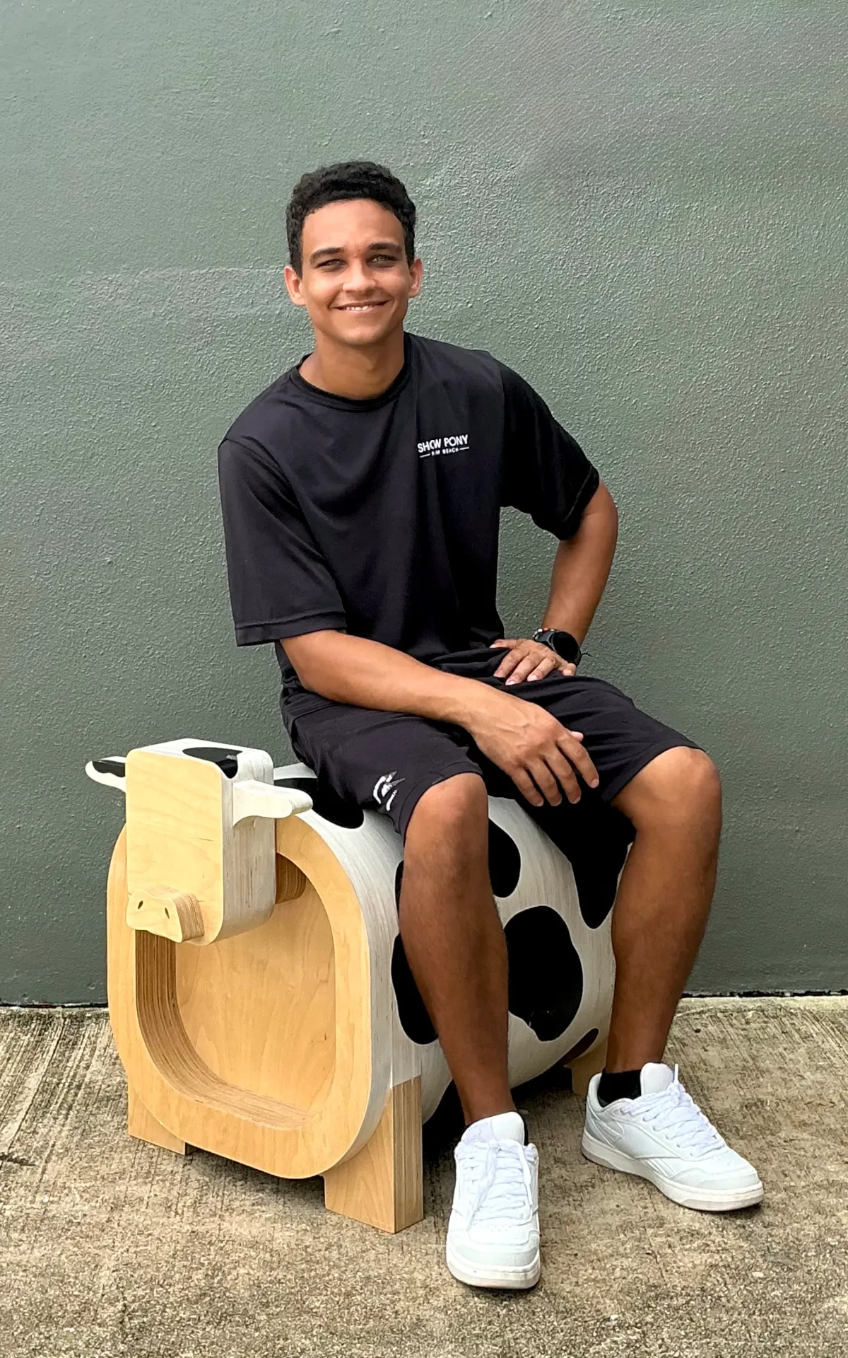 Vintage Sculptural Wood Cow Low Stool — additional photo 2