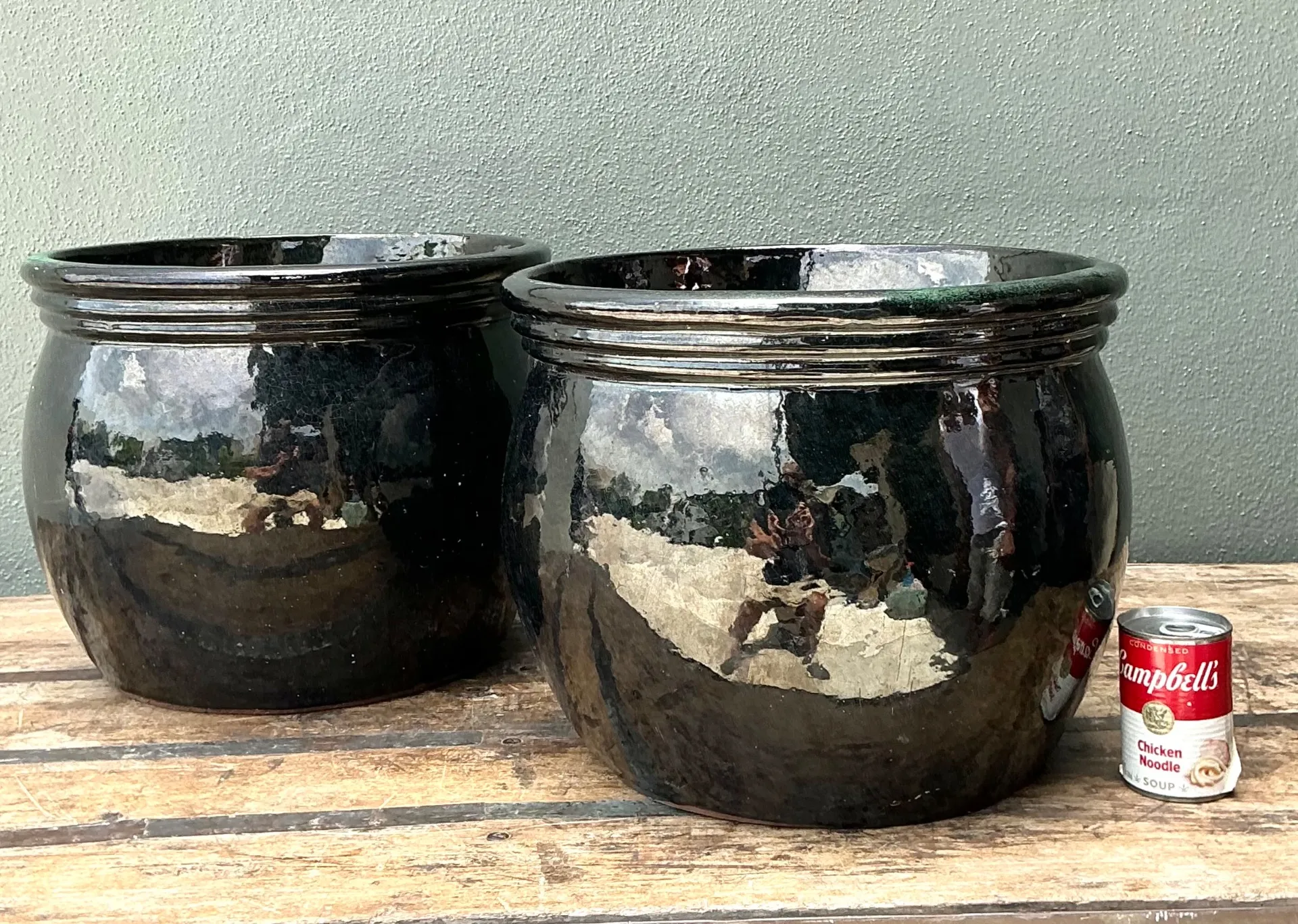 Vintage Ceramic Planters in Black Over Green Glaze - Set of 2 — additional photo 7