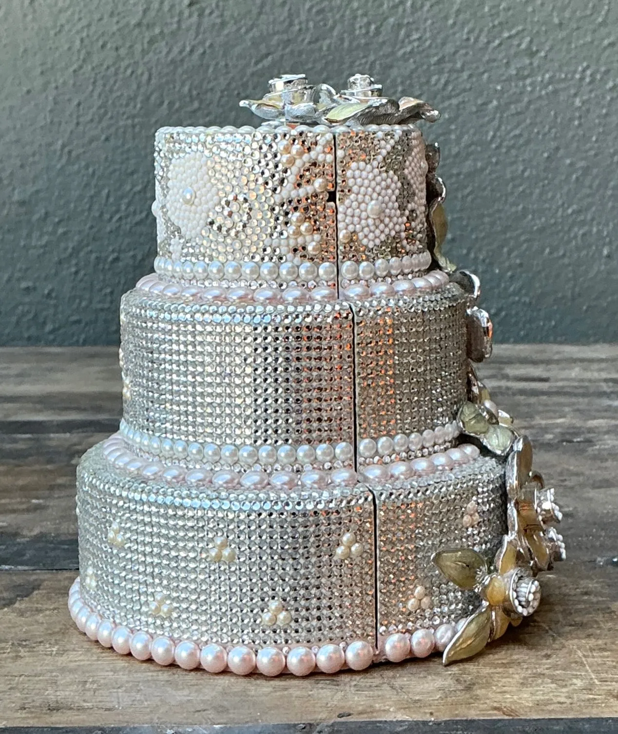 Vintage Judith Leiber Wedding Cake Crystal Clutch — additional photo 3