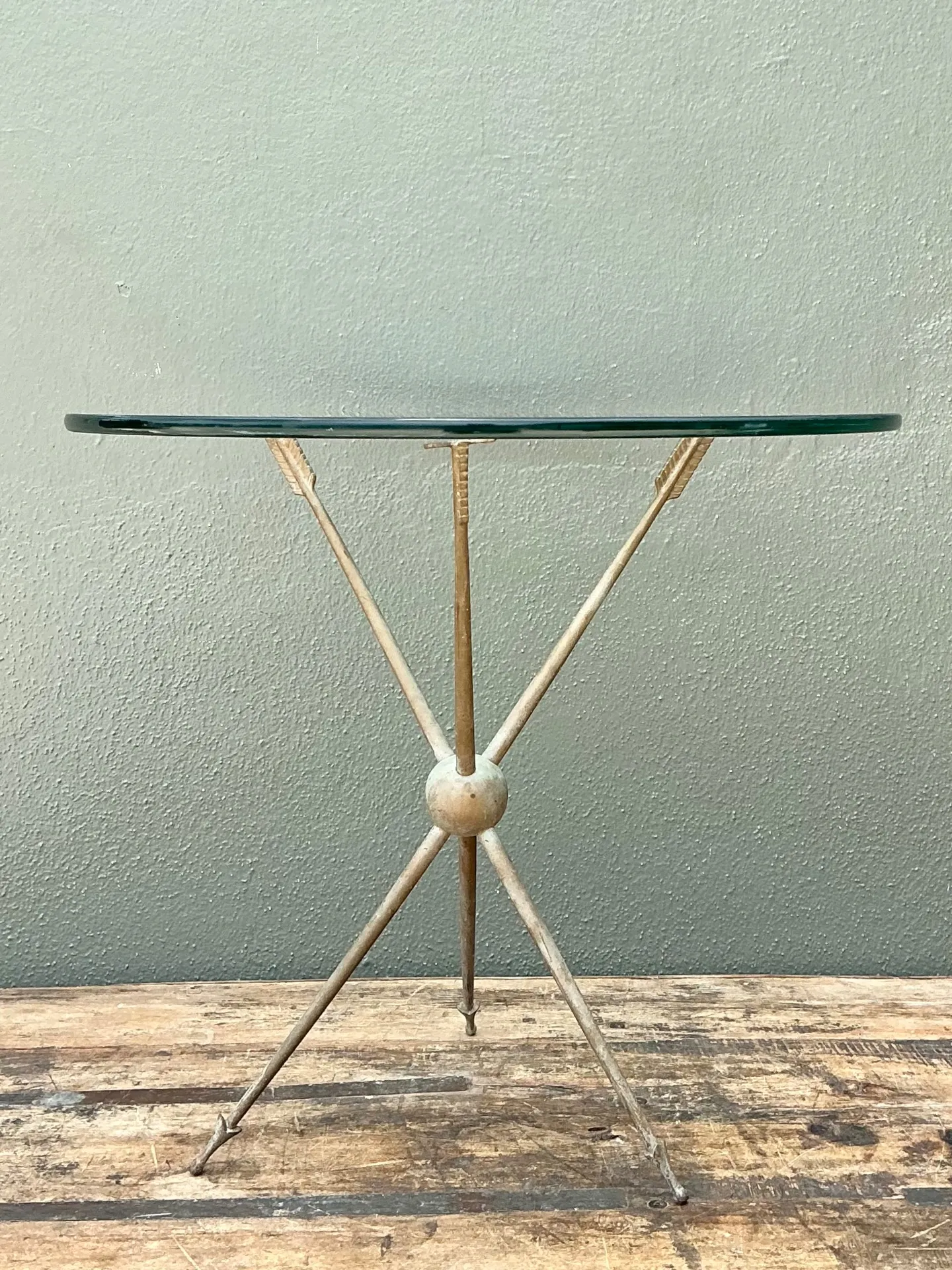 Vintage Arrow Motif Tripod Table — additional photo 8