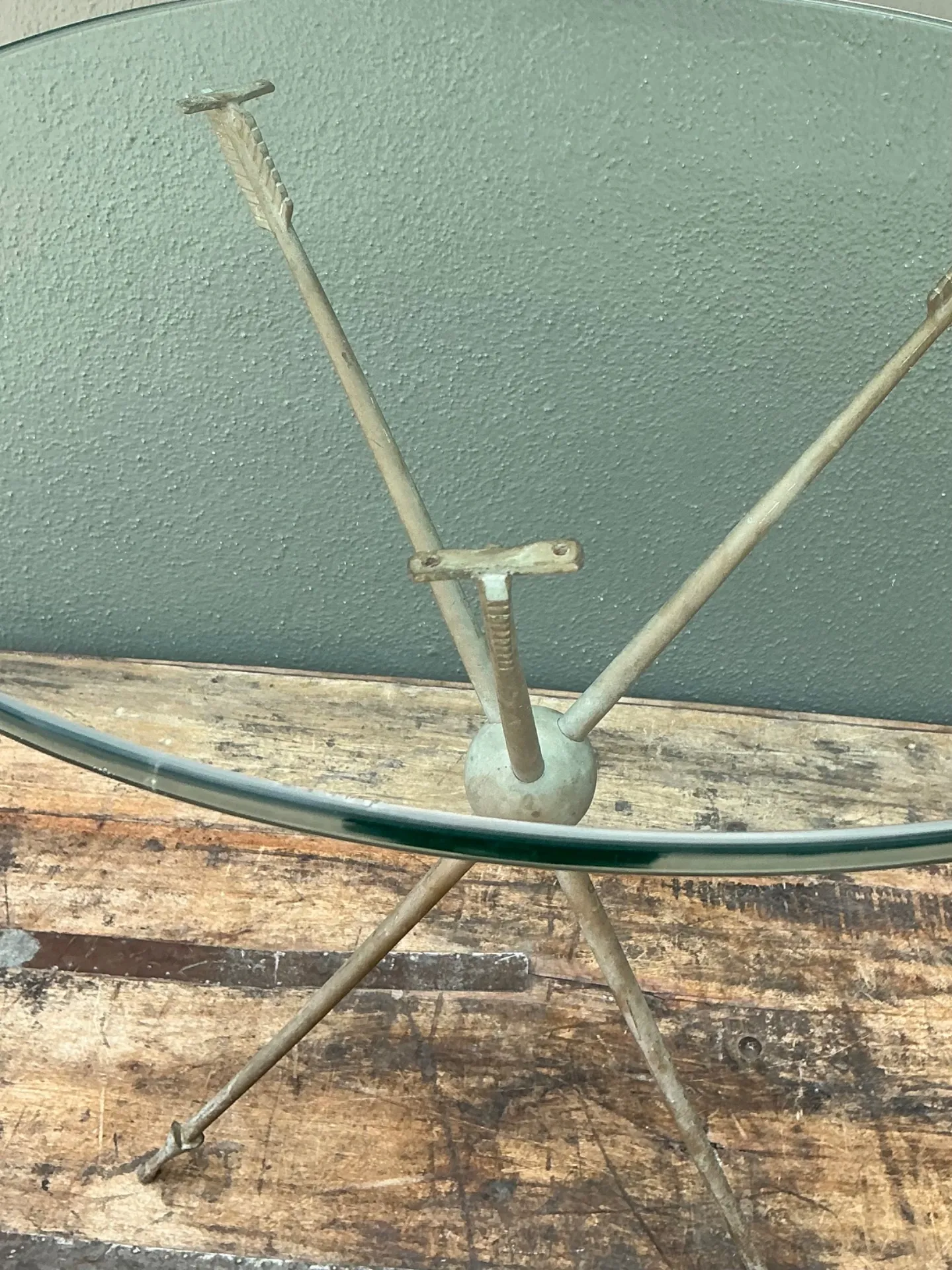 Vintage Arrow Motif Tripod Table — additional photo 7