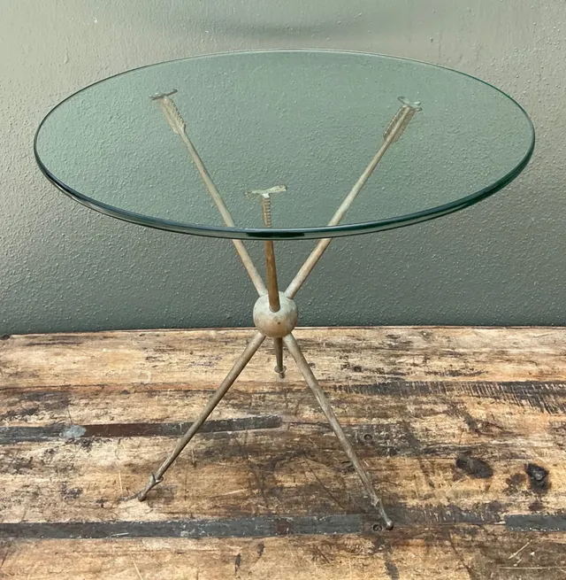 Vintage Arrow Motif Tripod Table — additional photo 5