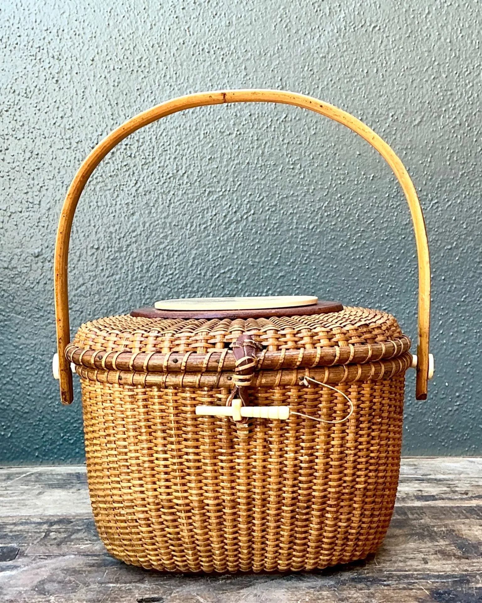 Vintage 1978 Woven Rattan Nantucket Duck Bag — additional photo 6