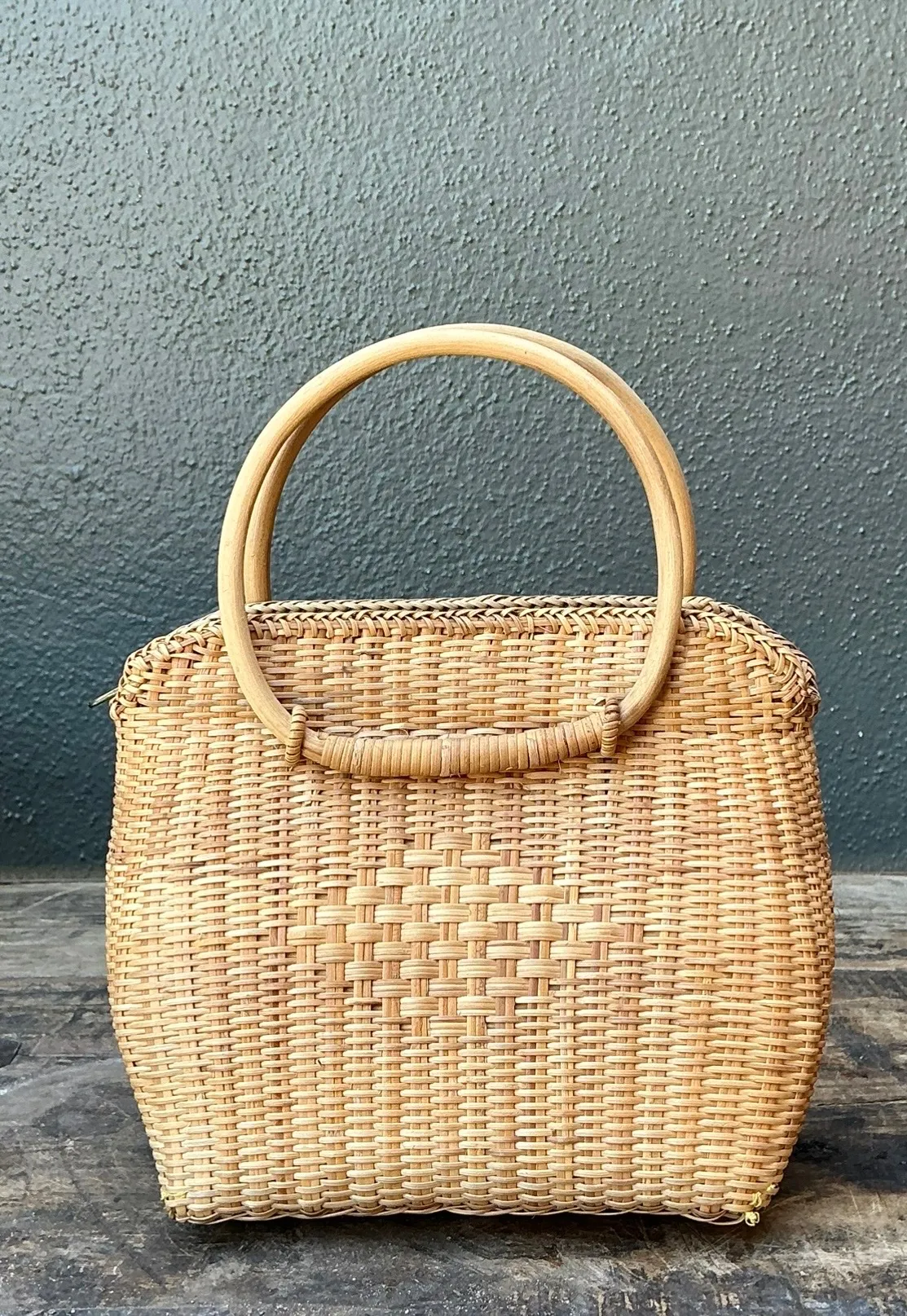 Vintage Woven Rattan Handbag — additional photo 1