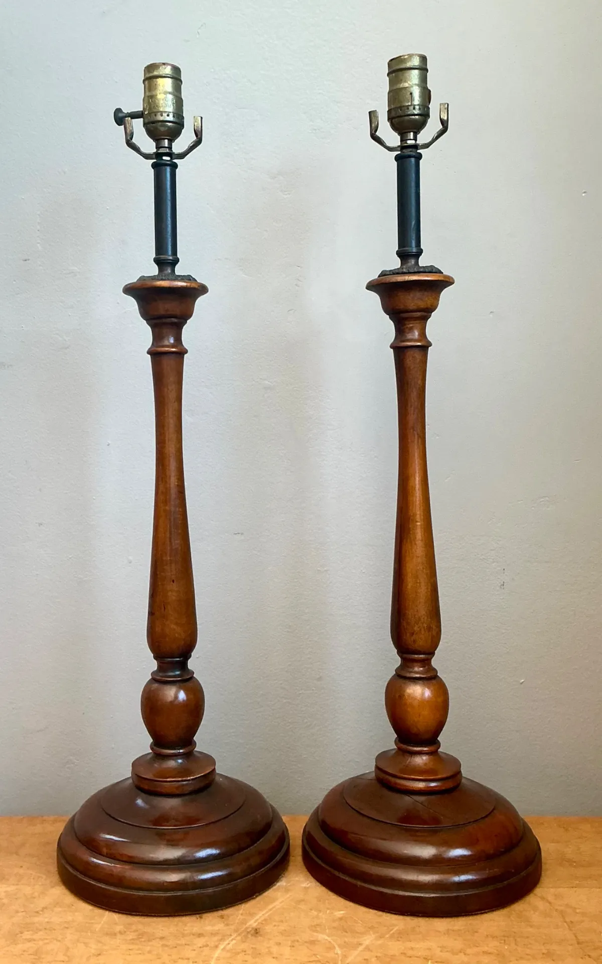 Vintage Theodore Alexander Turned Wood Candlestick Table Lamps - A Pair — additional photo 3