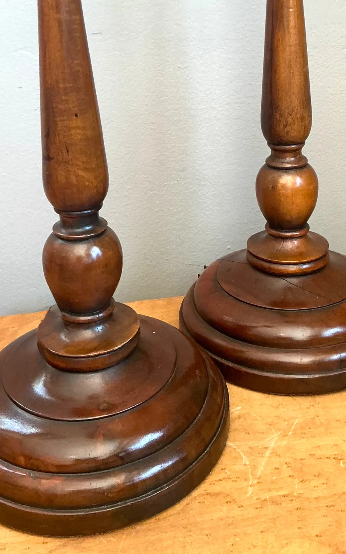 Vintage Theodore Alexander Turned Wood Candlestick Table Lamps - A Pair — additional photo 7